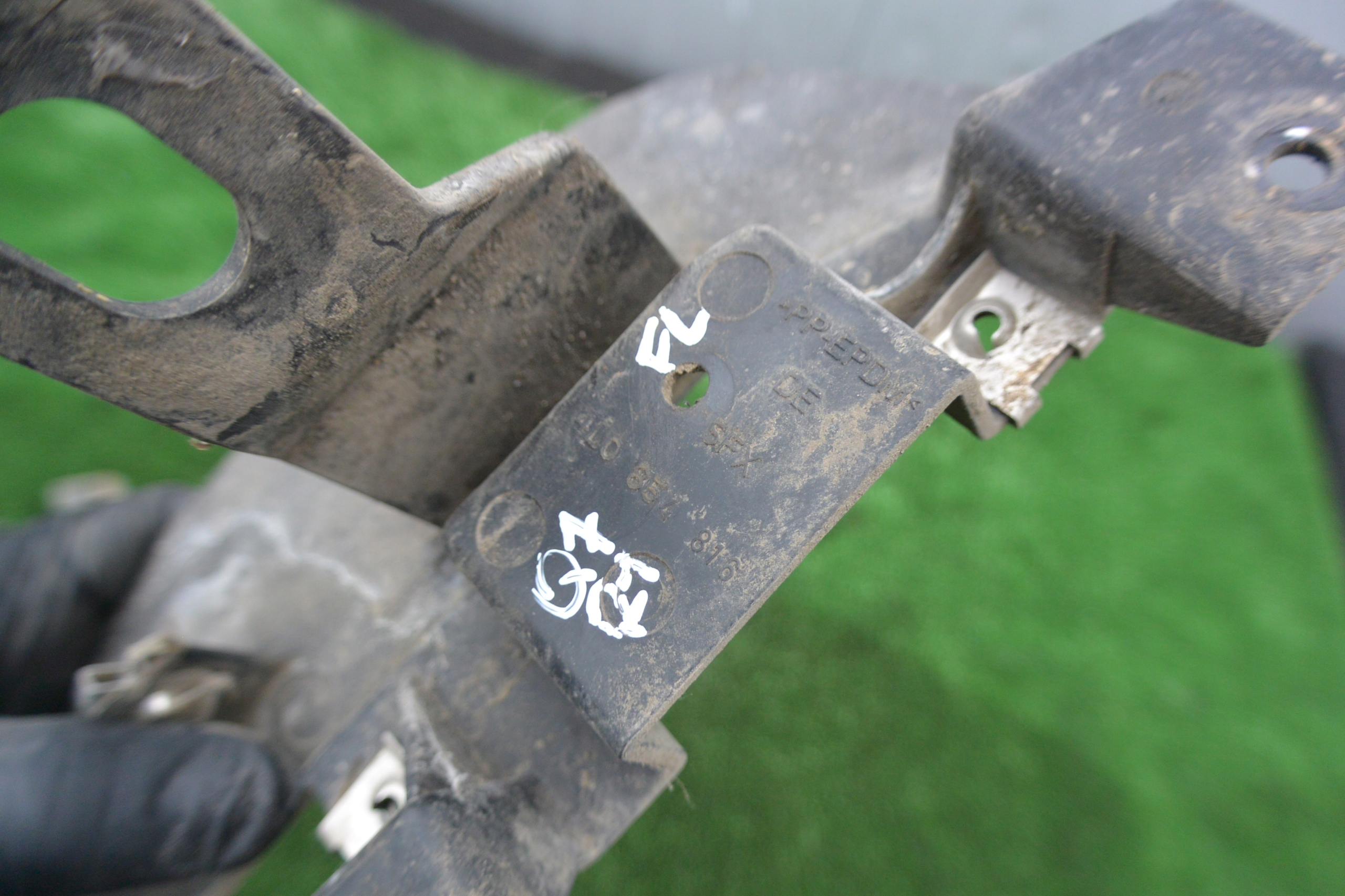 mudguard flap NADKOLA left right rear part Q7 4L KOMPLET