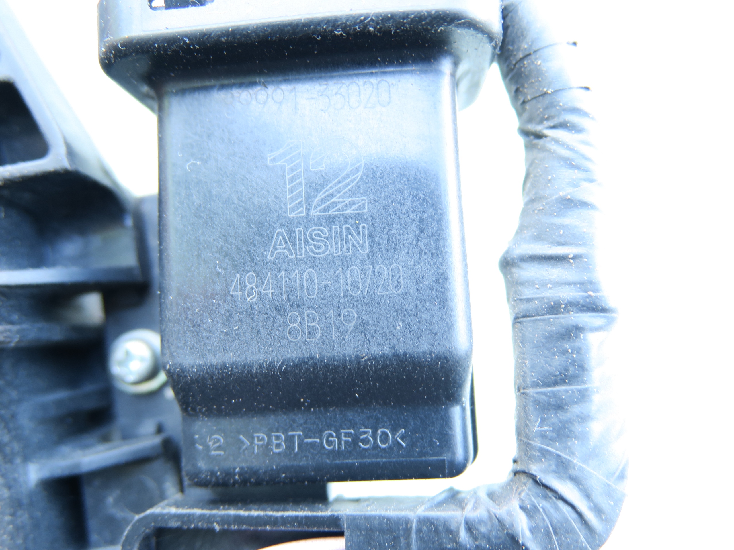 SLIZGI KLAMEK LEXUS LS 600H LS460 IV 07 Numer katalogowy czesci 48411010720