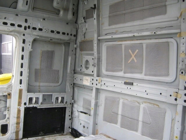 VOLVO FH13 KABINA SZKIELET DRZWI GLOBETROTTER XL Car type Trucks