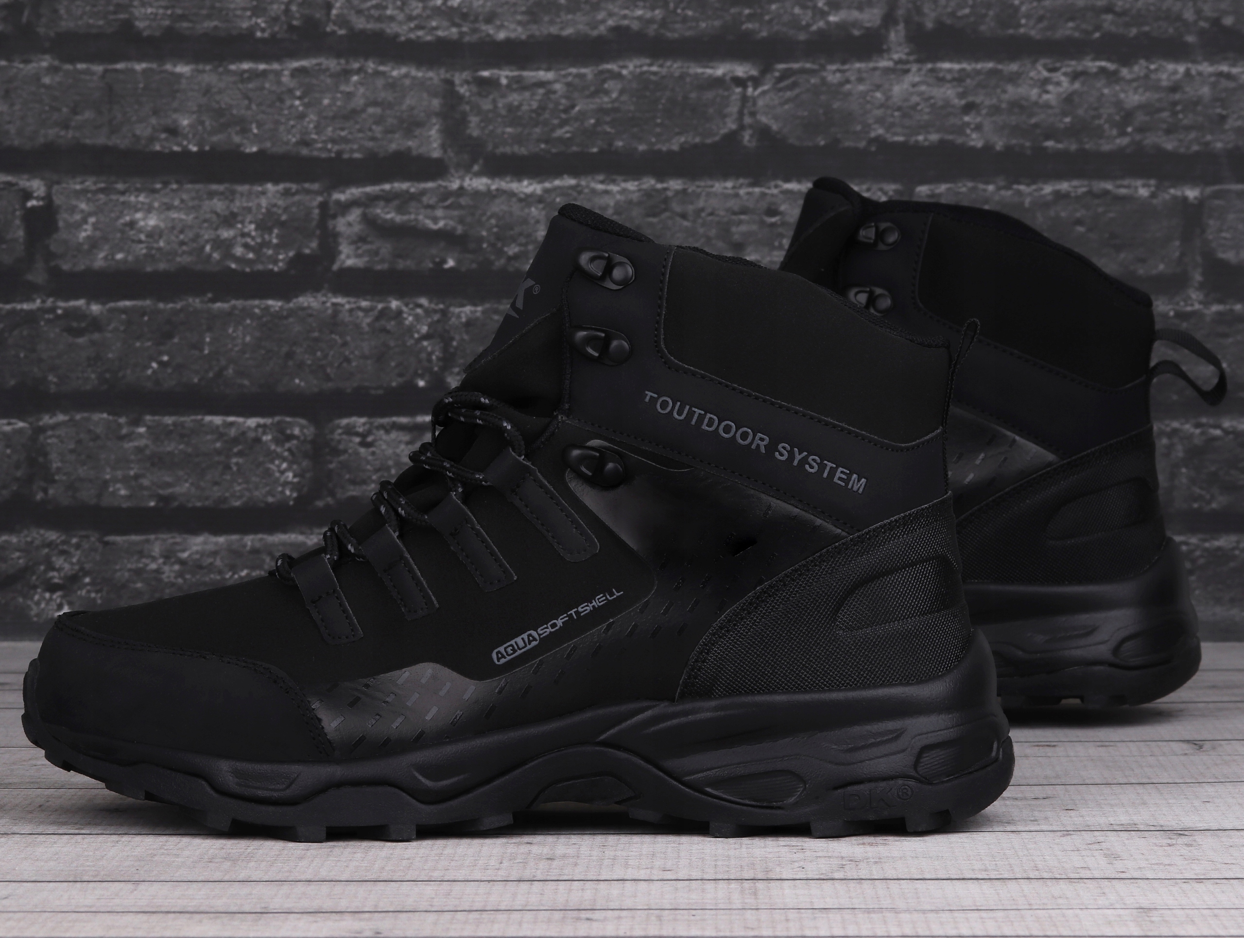 Buty męskie DK Noris 8123 BLK M Wodoodporne Kod producenta EO8123 BLK