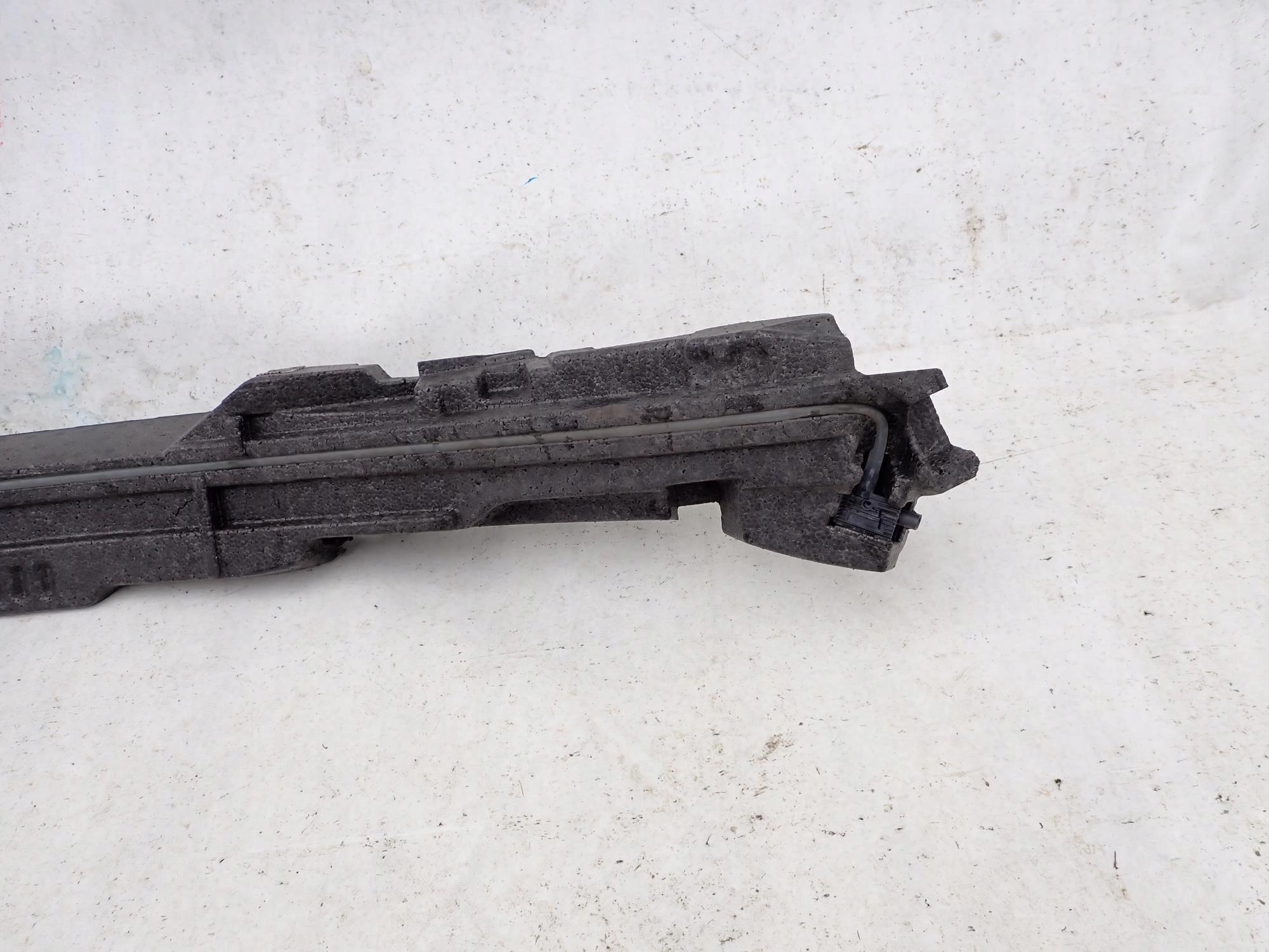 MERCEDES C-KLASA W205 14-21 PIANKA ABSORBER front