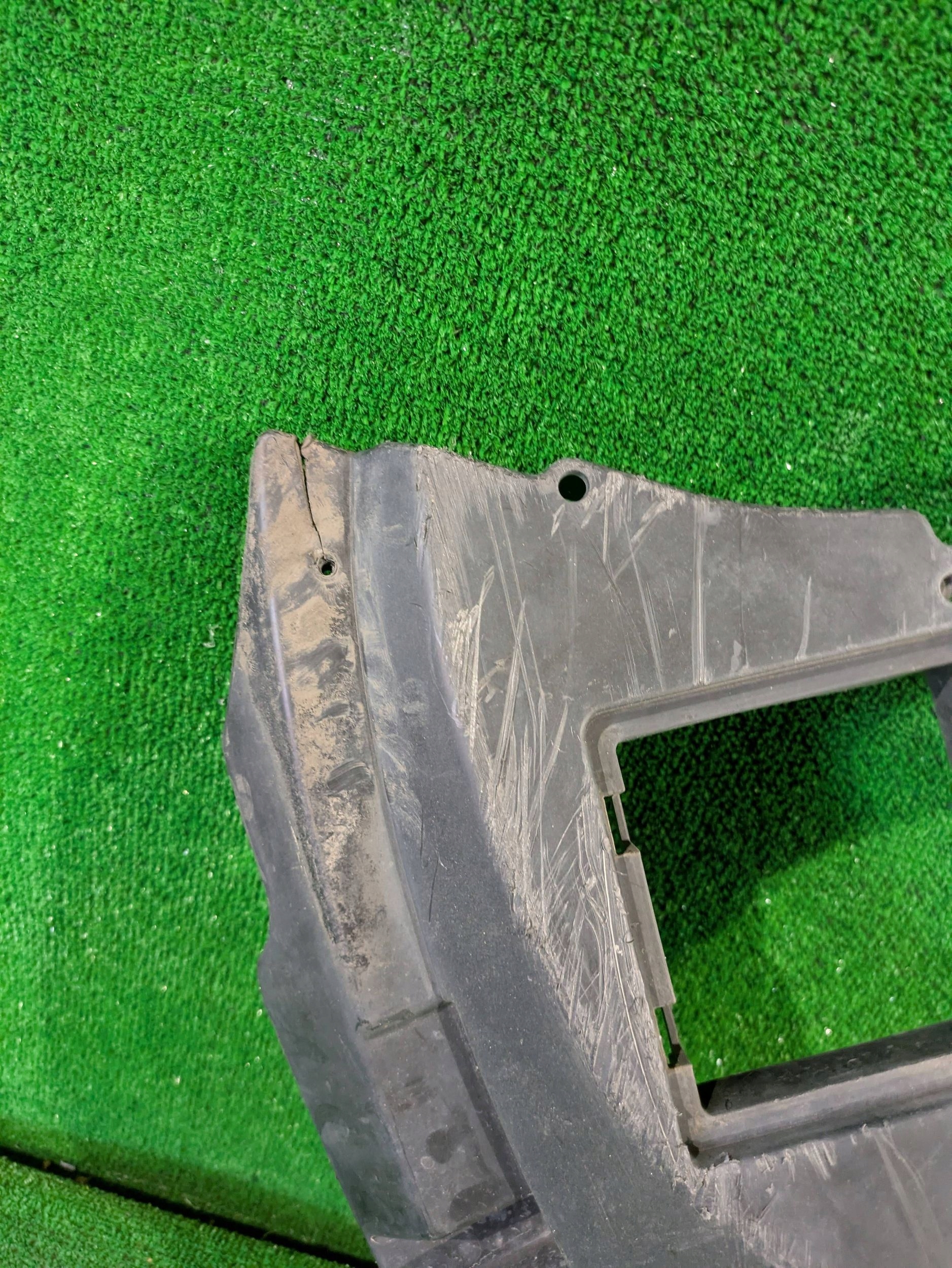 cover below front bumper front VOLVO V40 II 12- NR.005