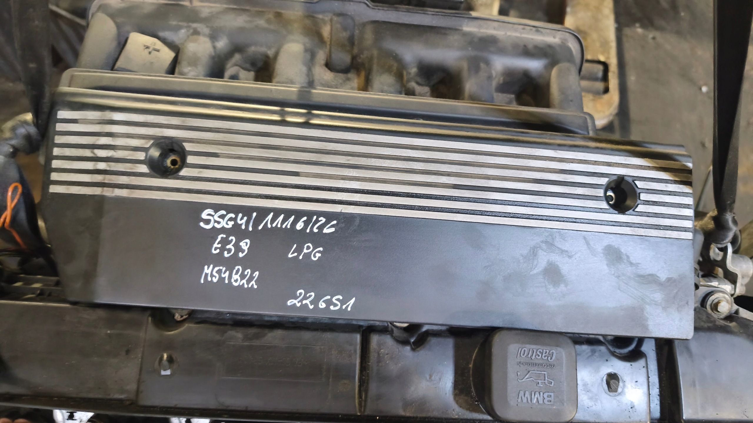 engine pillar BMW E39 520i M54B22 226S1