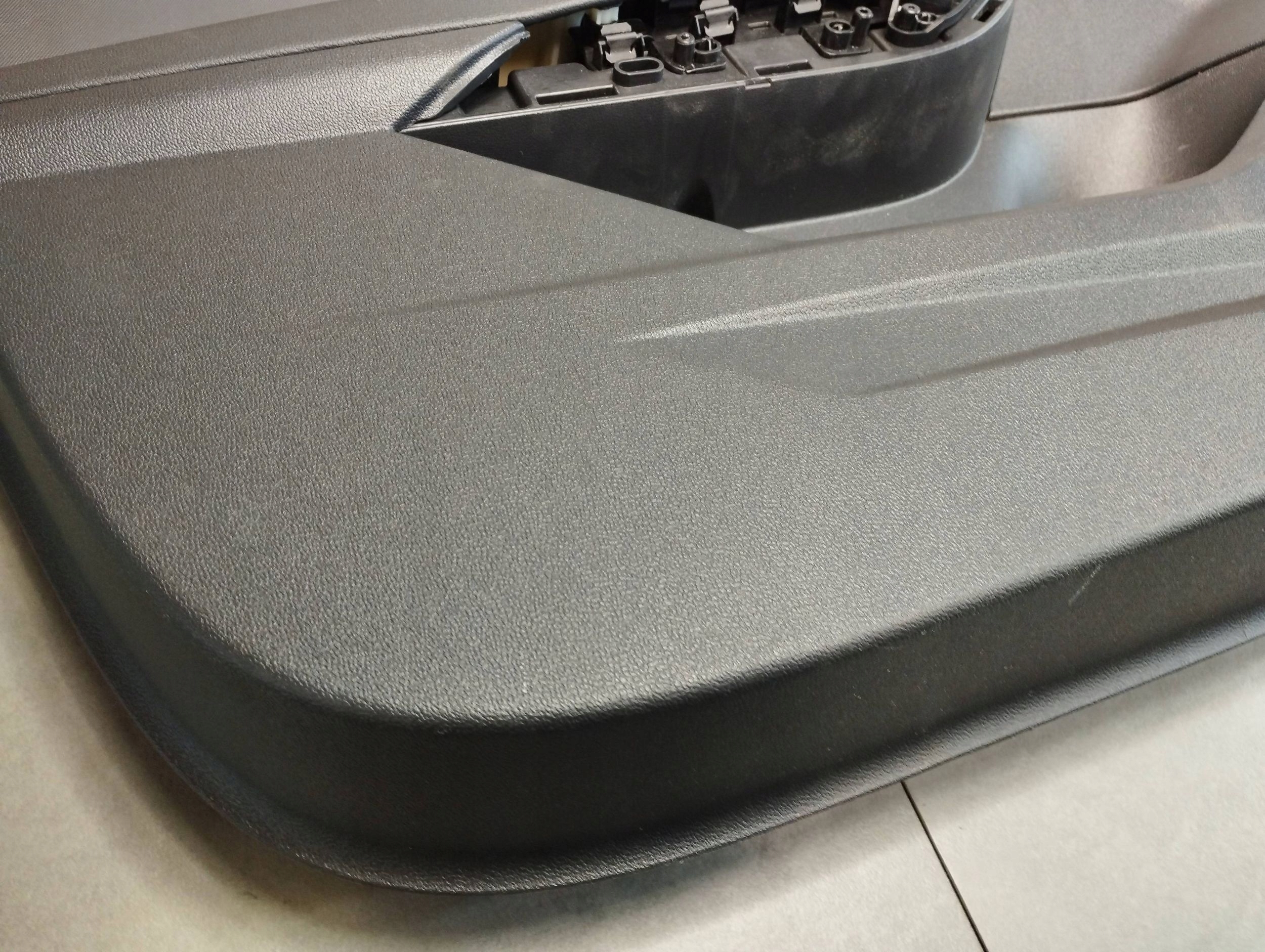Audi A1 side door right front 82G867134