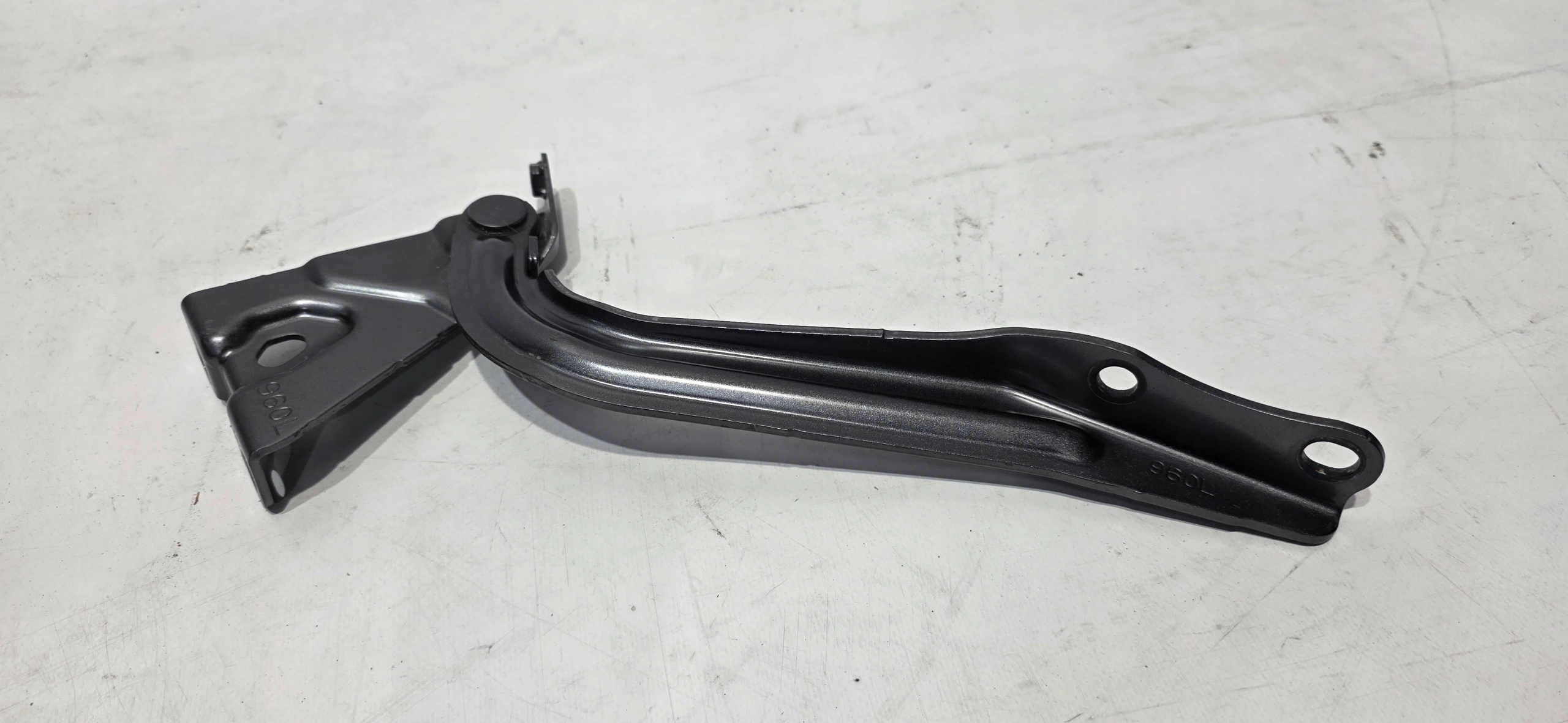 hinge bonnets left LEXUS LBX 23- original