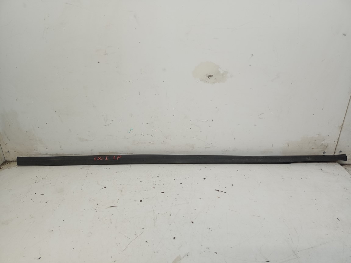 HYUNDAI I30 HB moulding dust left front 2007