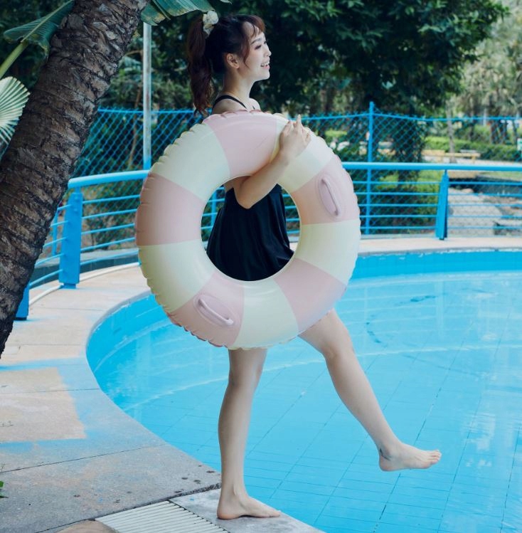 KOŁO DO PŁYWANIA Kółko Dmuchane Pastelowe Paski Wakacje Plażowe 120 cm XXL Marka bez marki