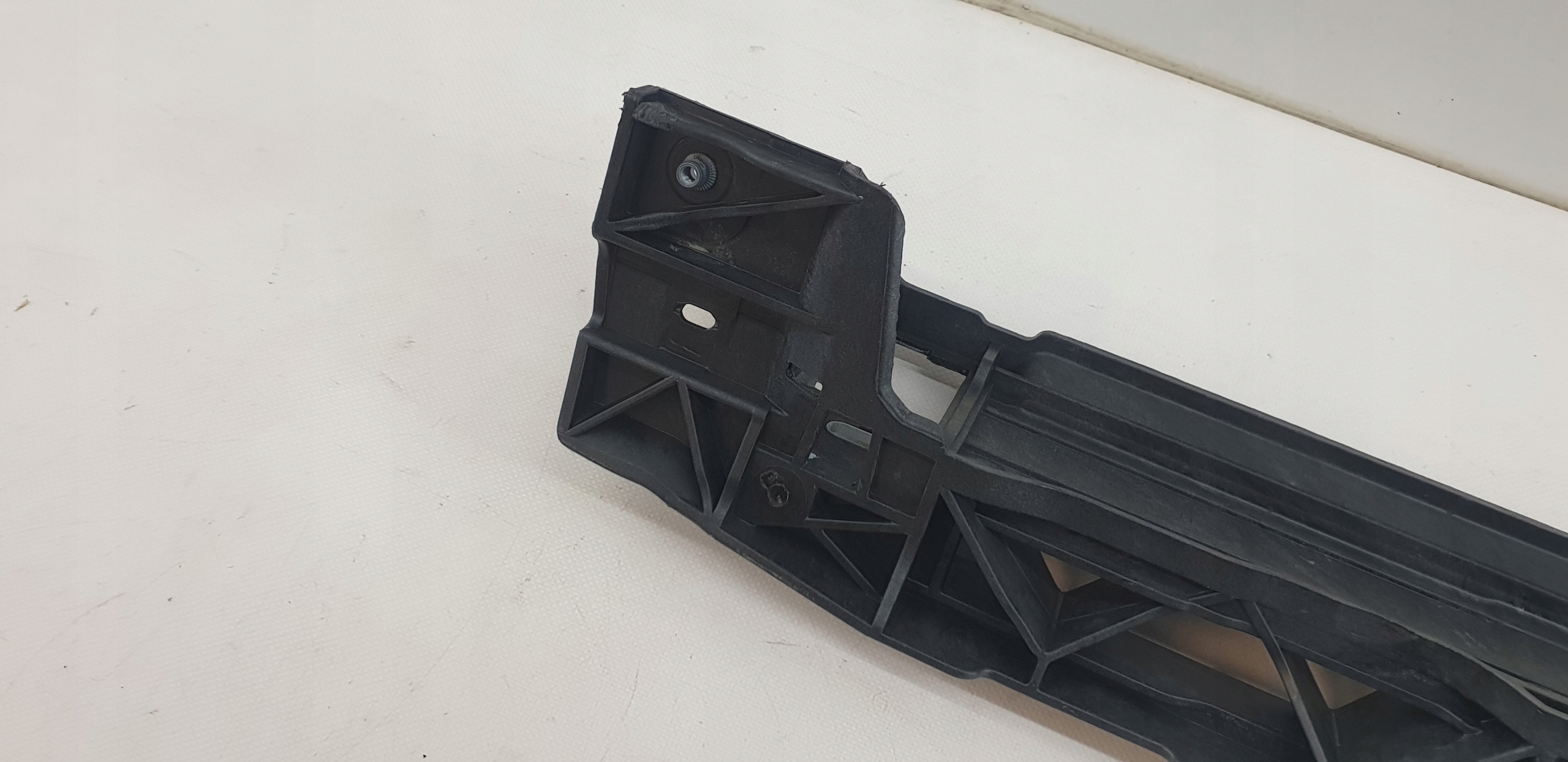 pillar iron Peugeot 308 / 508 II 9816603980