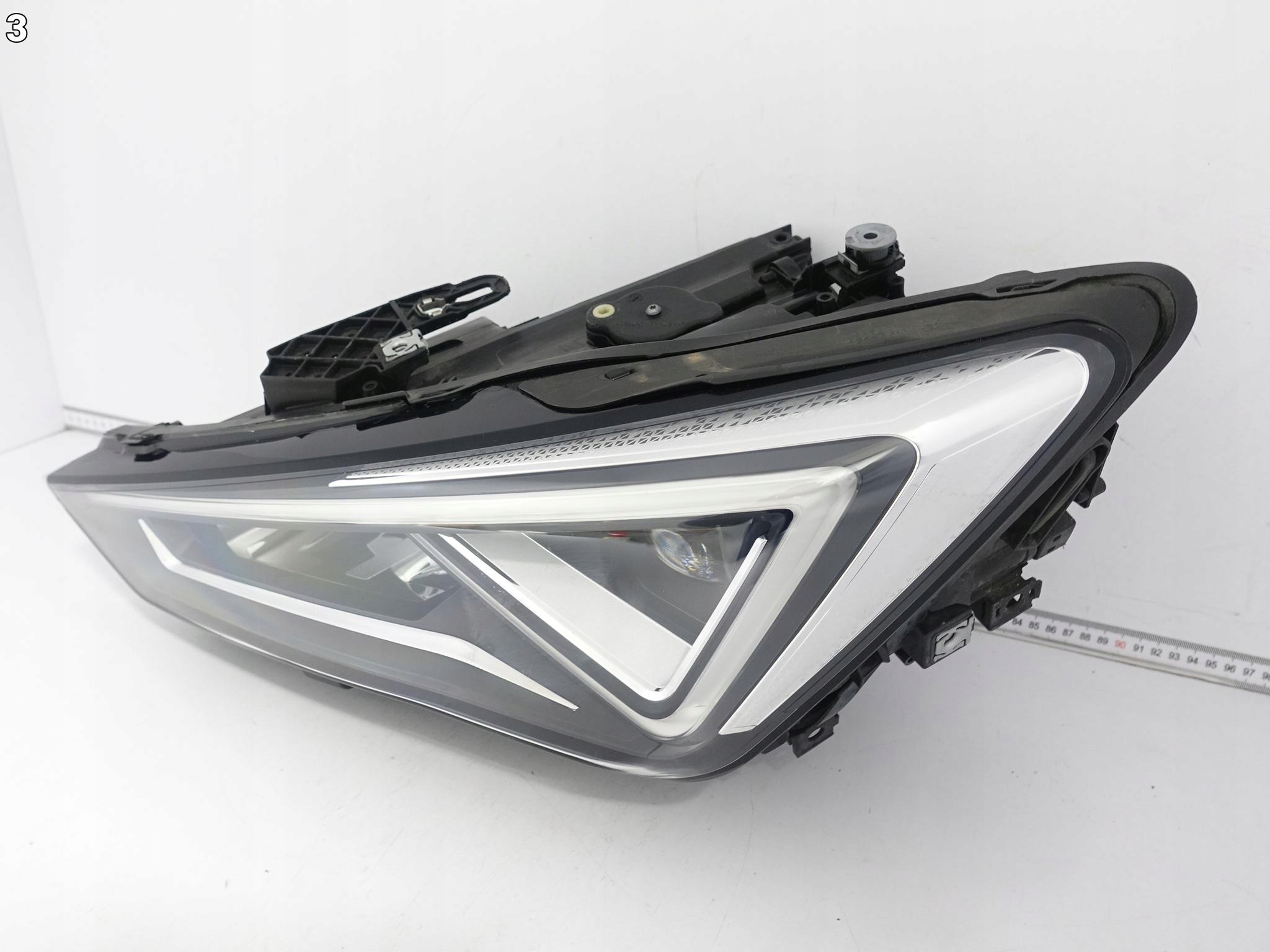 CUPRA FORMENTOR 5FG / SEAT LEON IV 4 20-24 light FULL LED left front EUROPA