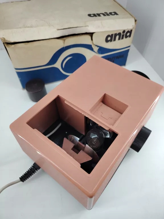 PROJEKTOR RZUTNIK ANIA ŁZK PREXER TYP B9 S1