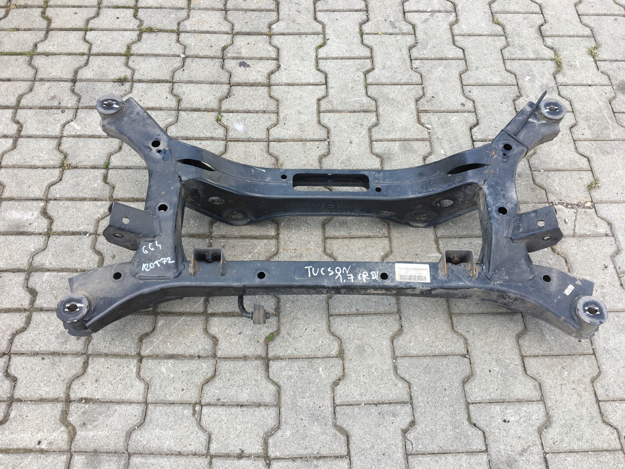 55510-D7000 - TUCSON III 15-2WD сани тележка сзади 55405-D7000