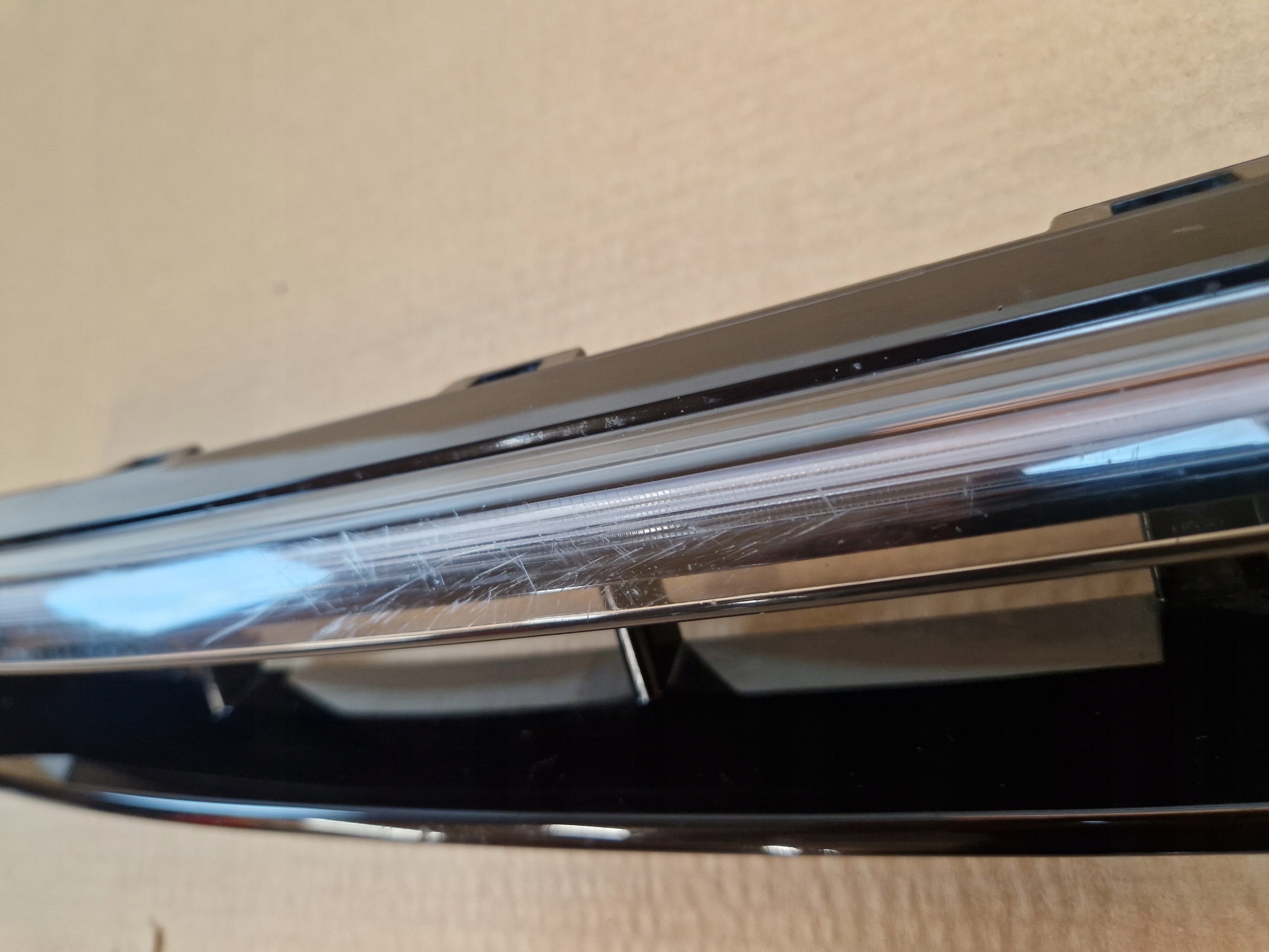 vw PASSAT B9 3J0 led решетка 3J0941654 3J0941653