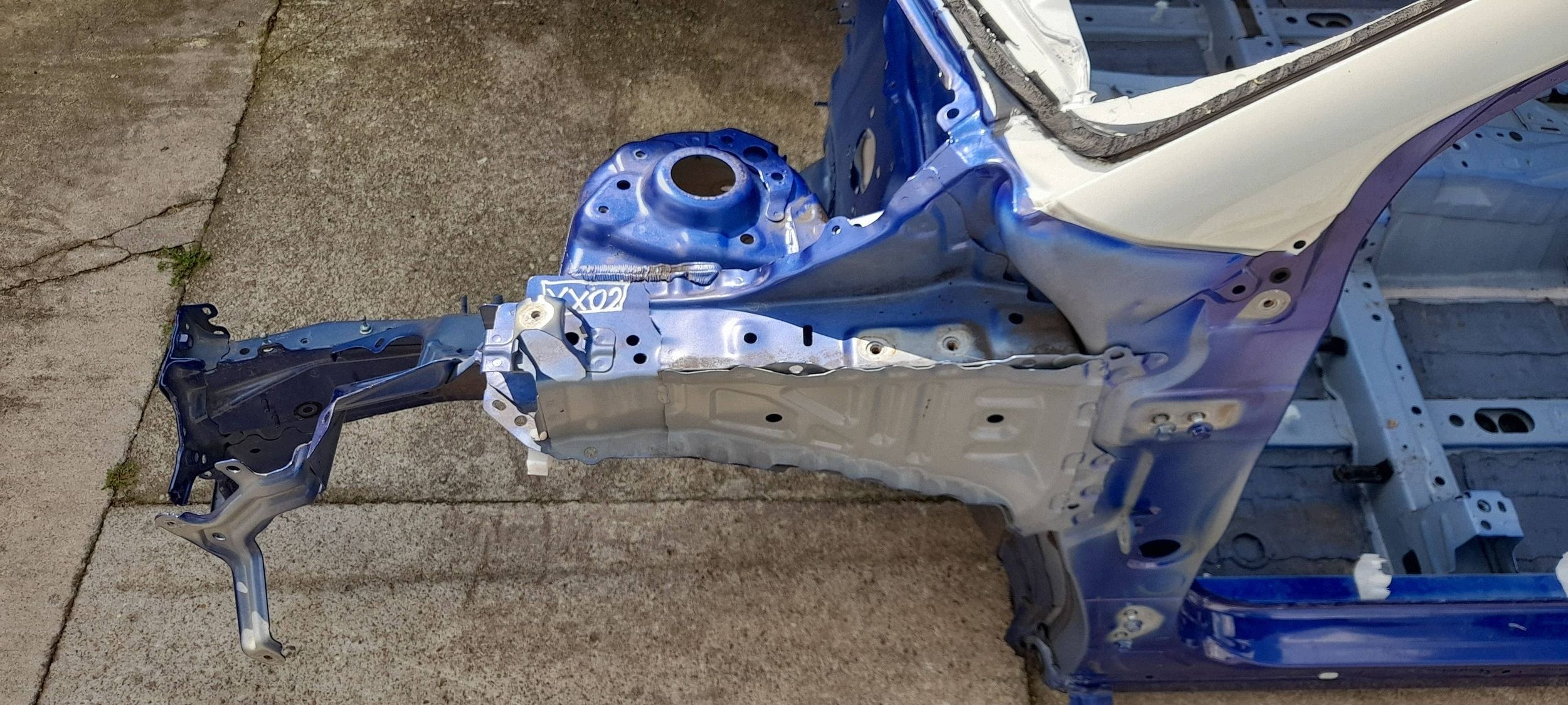 Toyota Yaris IV XP21 quarter front left (XX02)