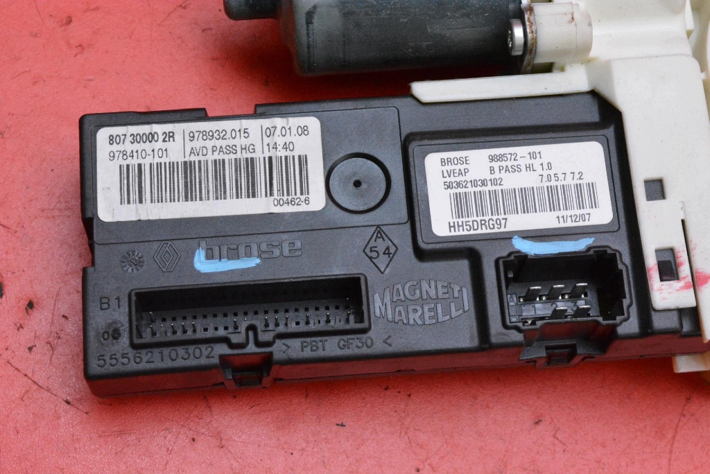 window regulator right front EU 807000002R RENAULT LAGUNA 3 III KOMBI 07-11