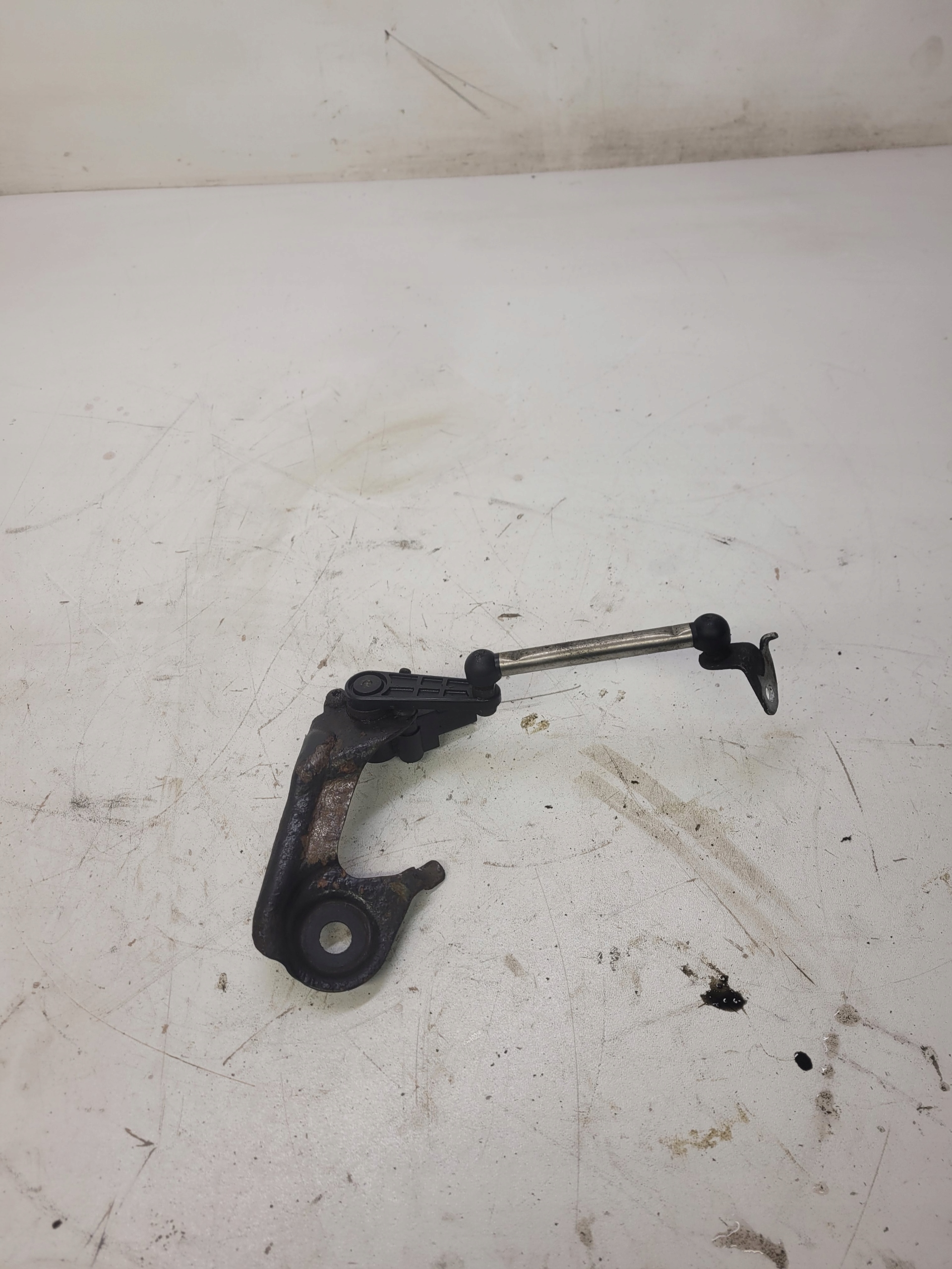 SENSOR POZIOMOWANIA LEUCHTEN AUDI Q5 8R0941309C