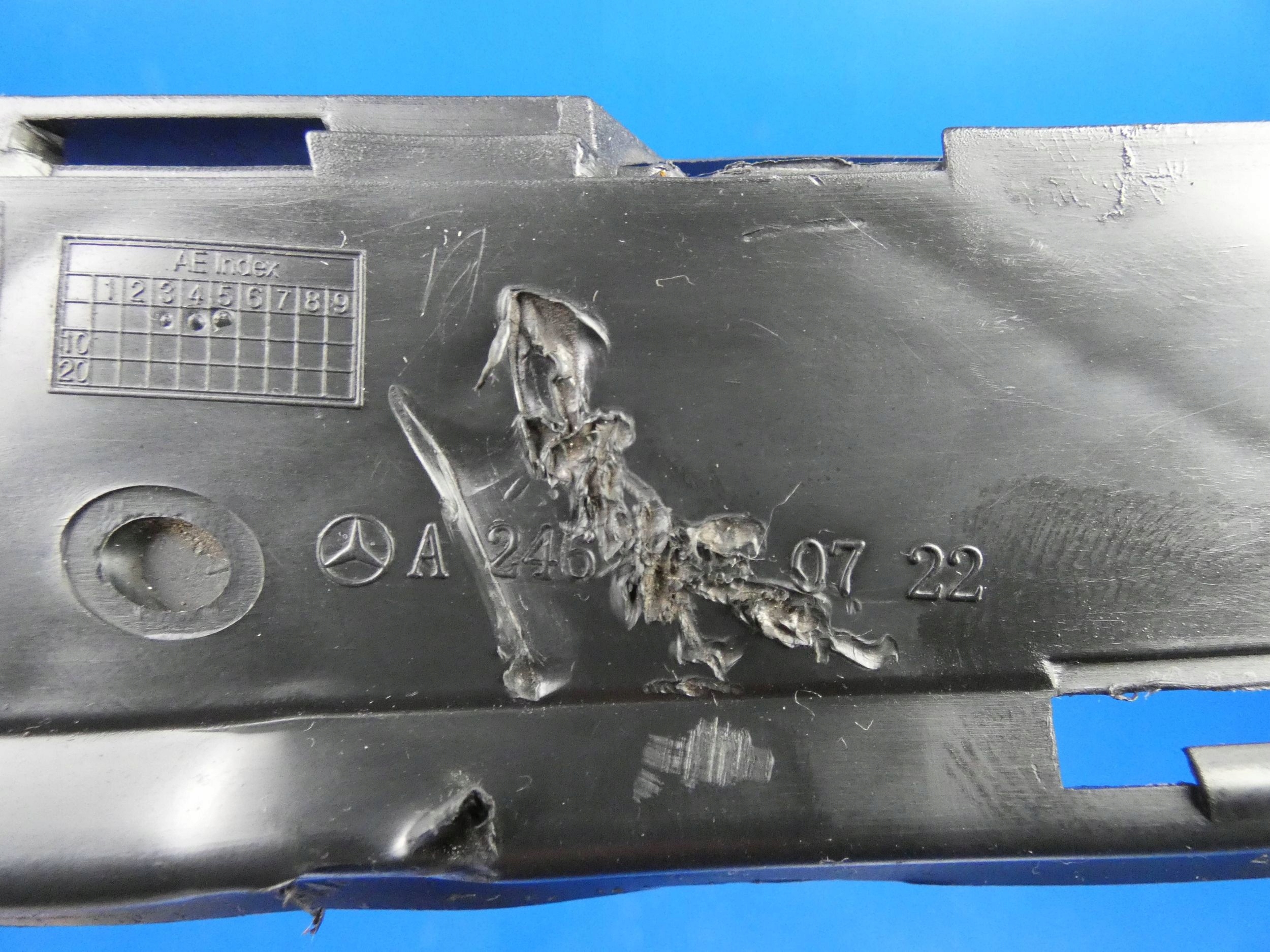 MERCEDES B KLASA W246 grid of a bumper right right front front