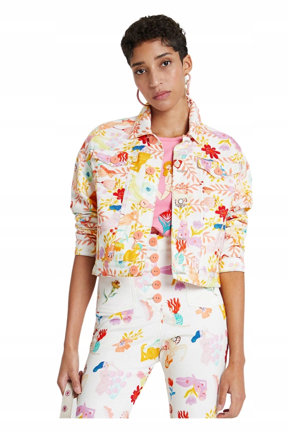 Dámská džínová bunda Desigual krátká bílá s barevným potiskem vel. M