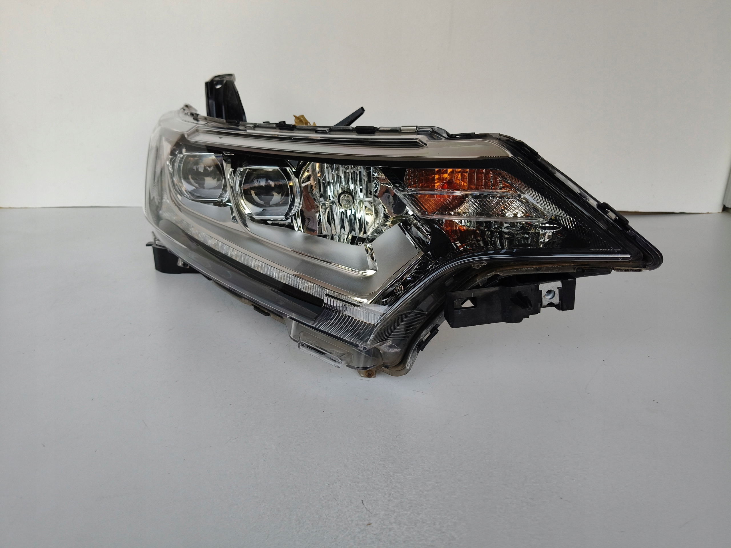 light right REFLEKTOR MITSUBISHI OUTLANDER III 15- LIFT FULL LED