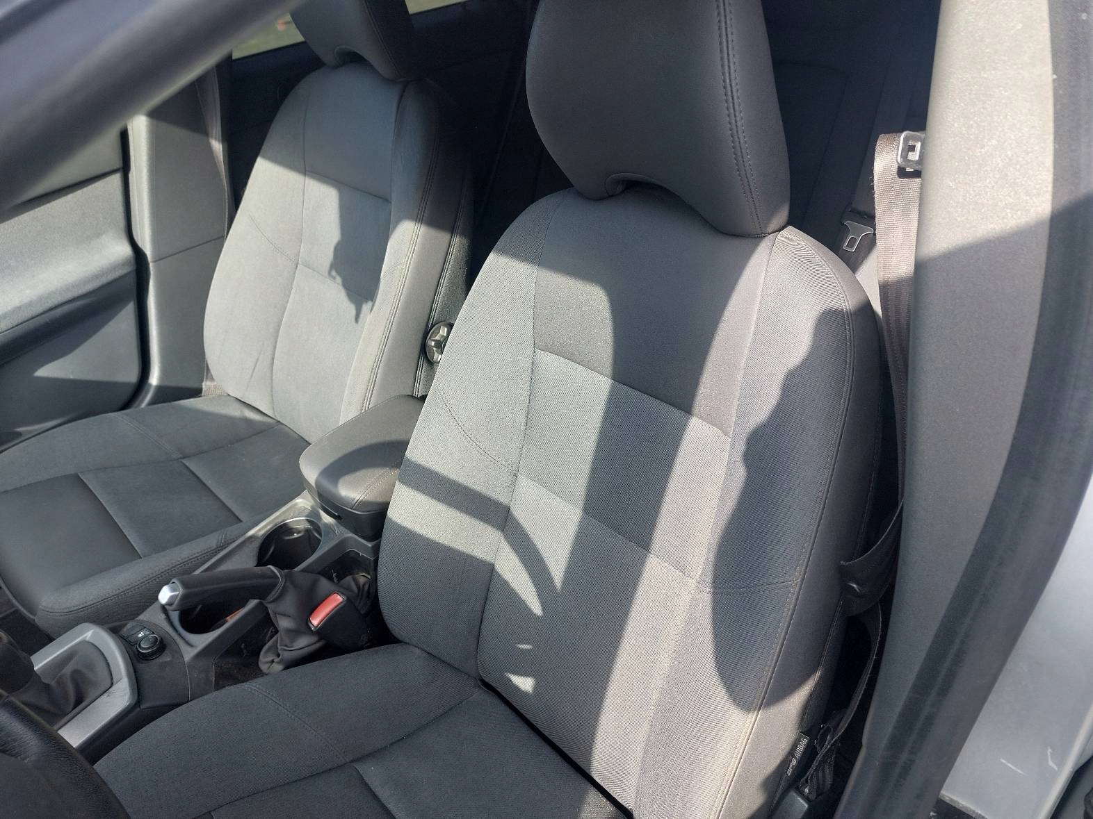 seats KOMPLET left right seat rear part + side VOLVO V50 and