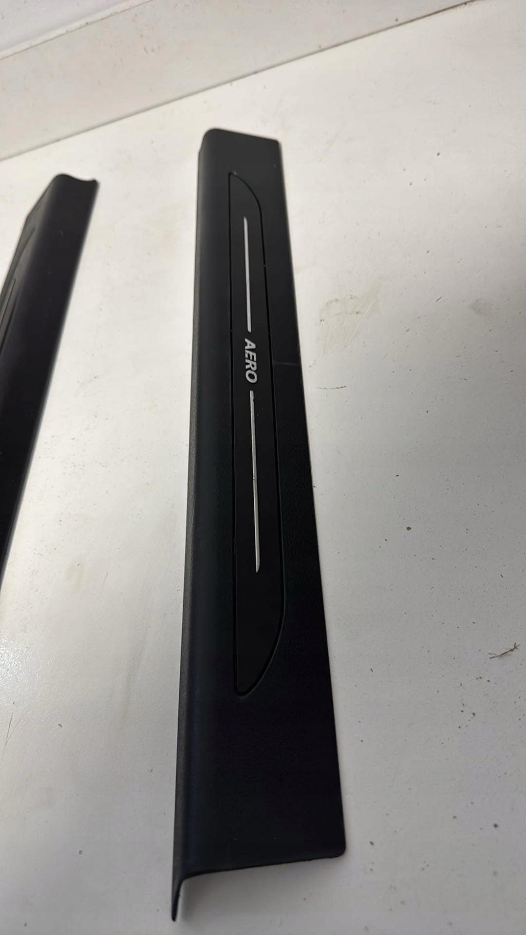 SAAB 9-3 93 mouldings threshold left right front OE AERO 12803116 12803119