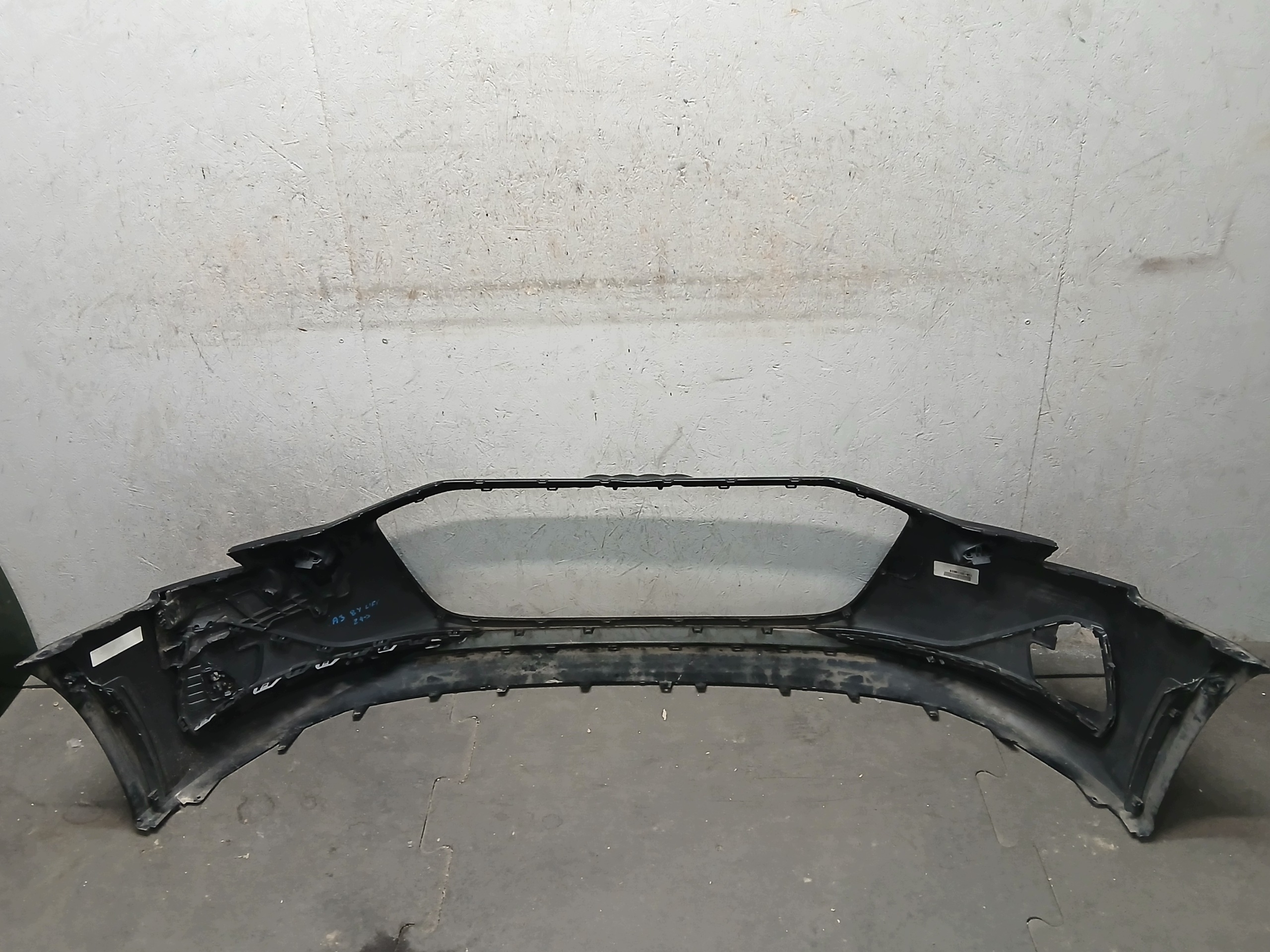 bumper front AUDI A3 8Y0 LIFT