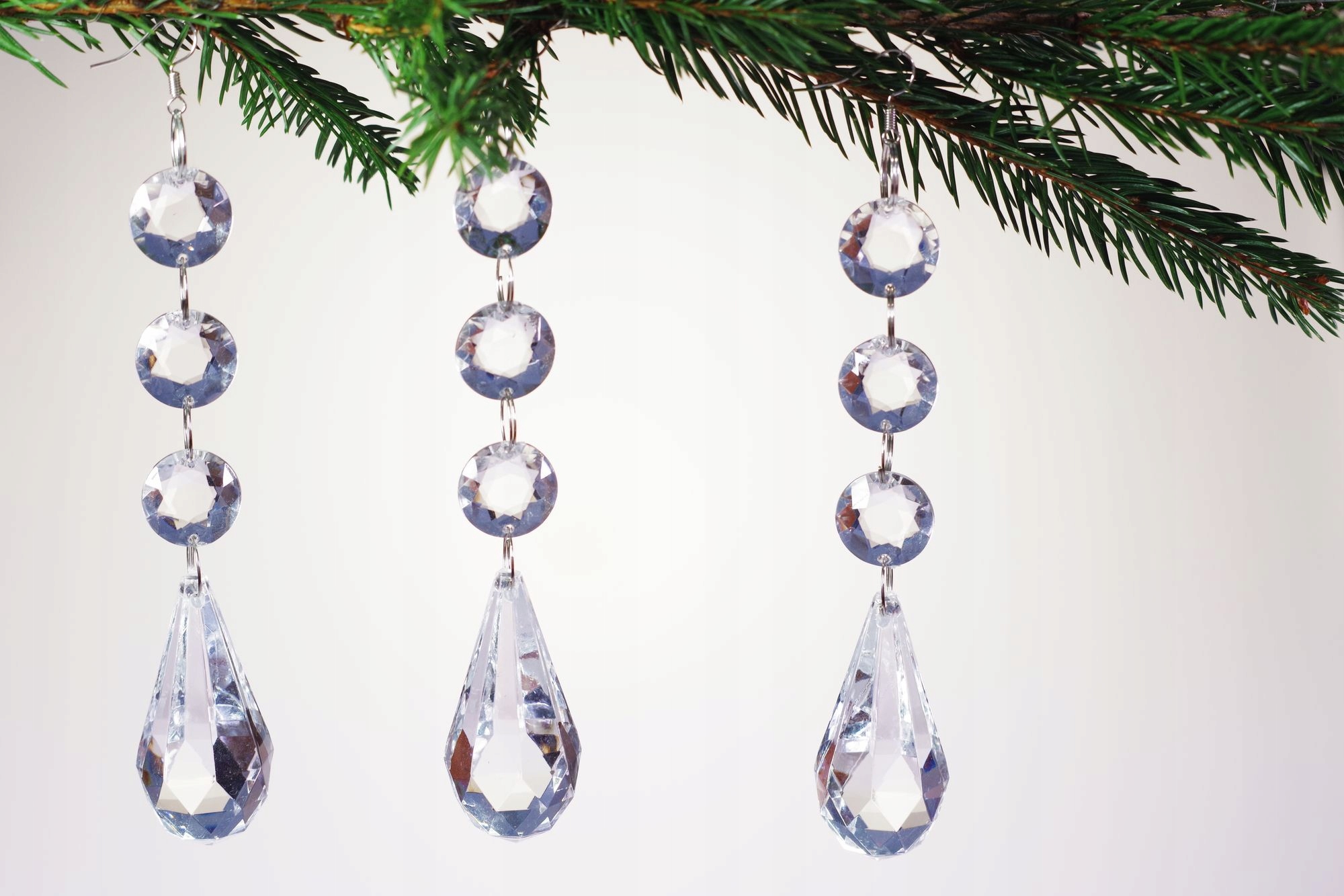 

Ozdobna Zawieszka duża łezka / sopel Kryształki