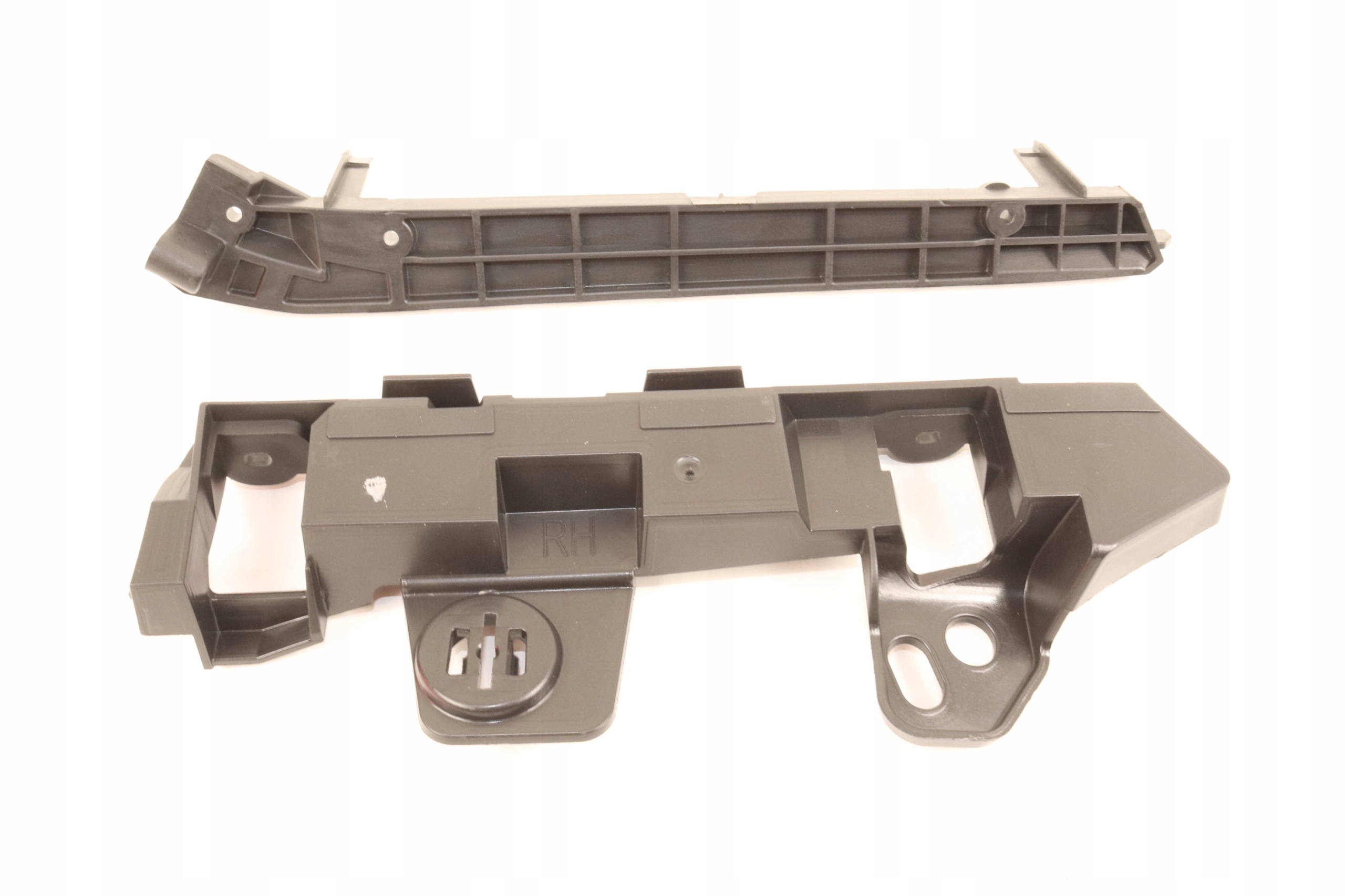 Opel Zafira C Toure Kluzné Uchycení Nárazníku Pravé