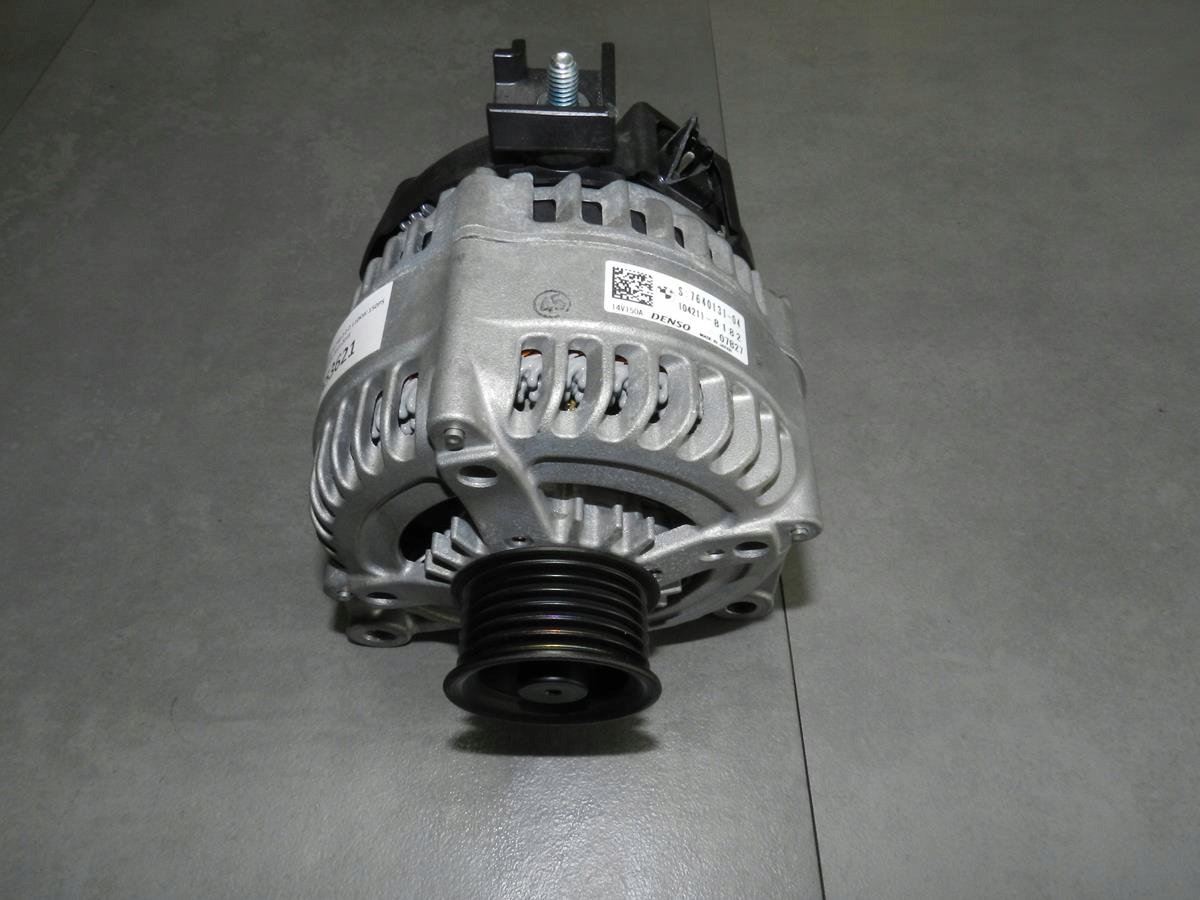 BMW X1 F48 2.0 D ALTERNATOR 7640131 150A