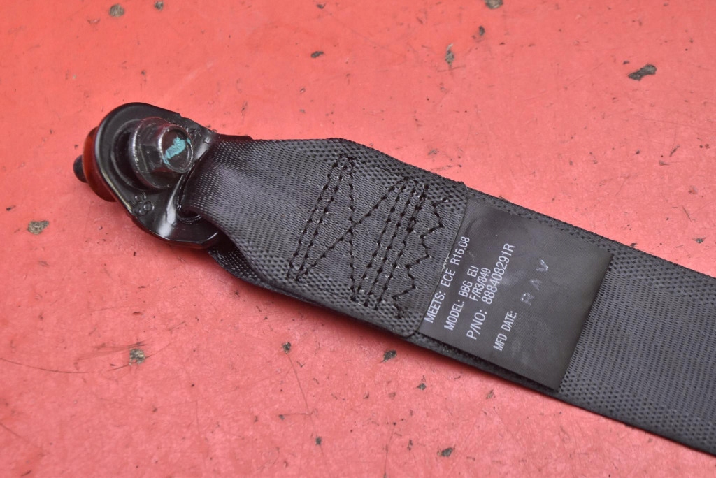 ремень безопасности натяжитель европа 888408291R Dacia SPRING 21-