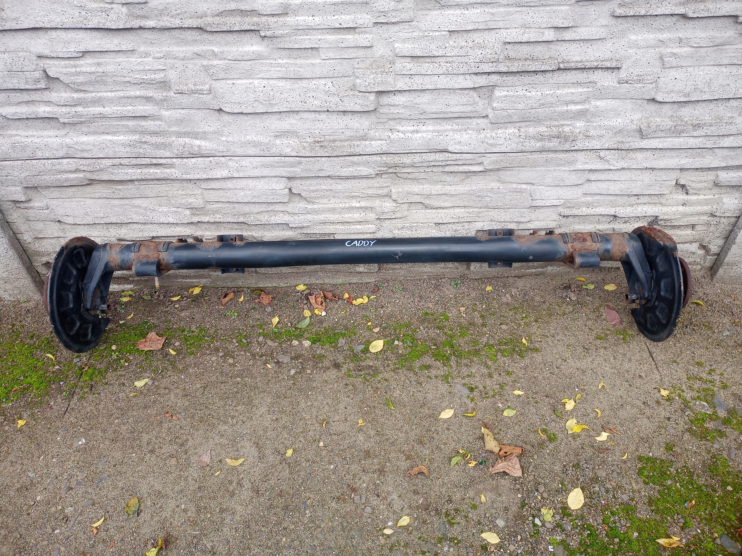 BELKA ZAWIESZENIE OŚ TYŁ VW CADDY IV