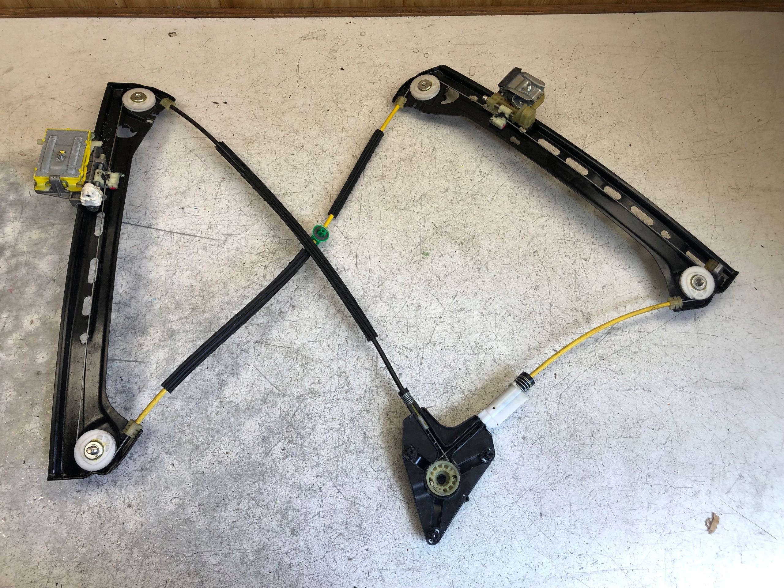 MERCEDES E W238 COUPE window regulator right front