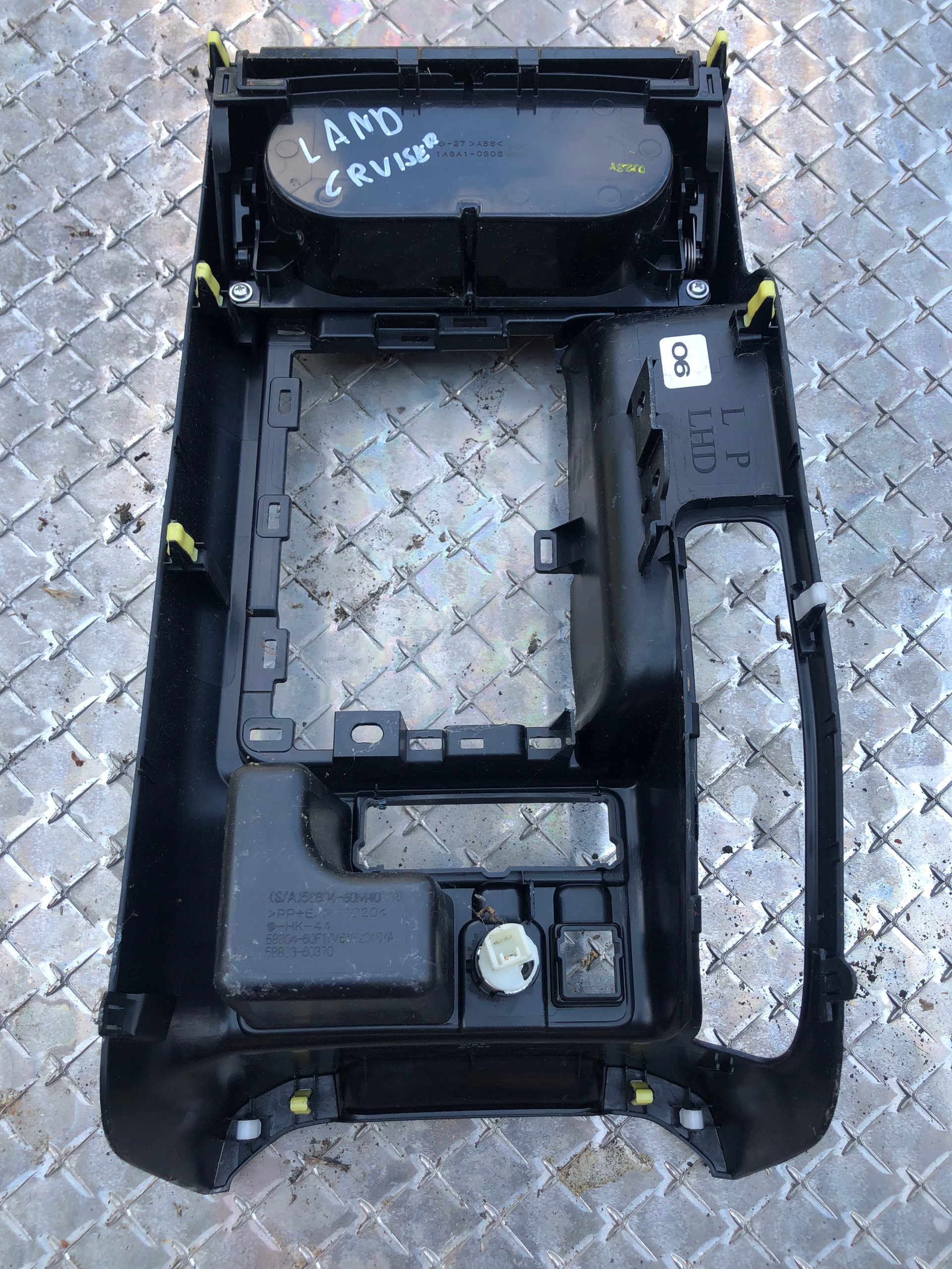 frame passenger compartment tunnel TOYOTA LAND CRUISER