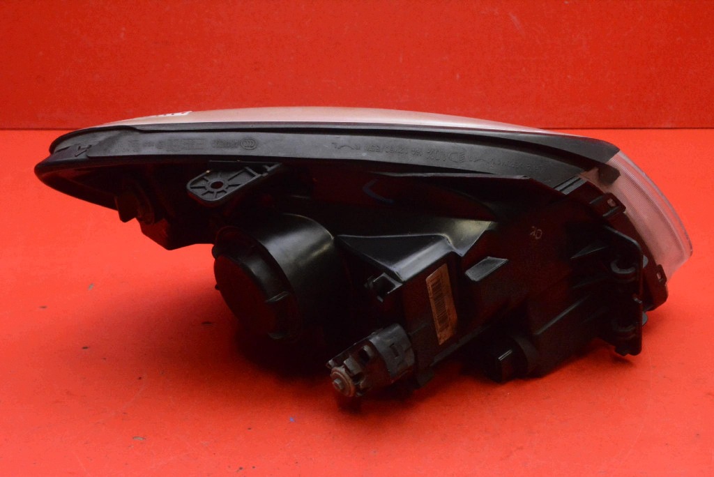 REFLEKTOR left light front EU 92101-0Z110 KIA SPORTAGE 2 II LIFT 08-10