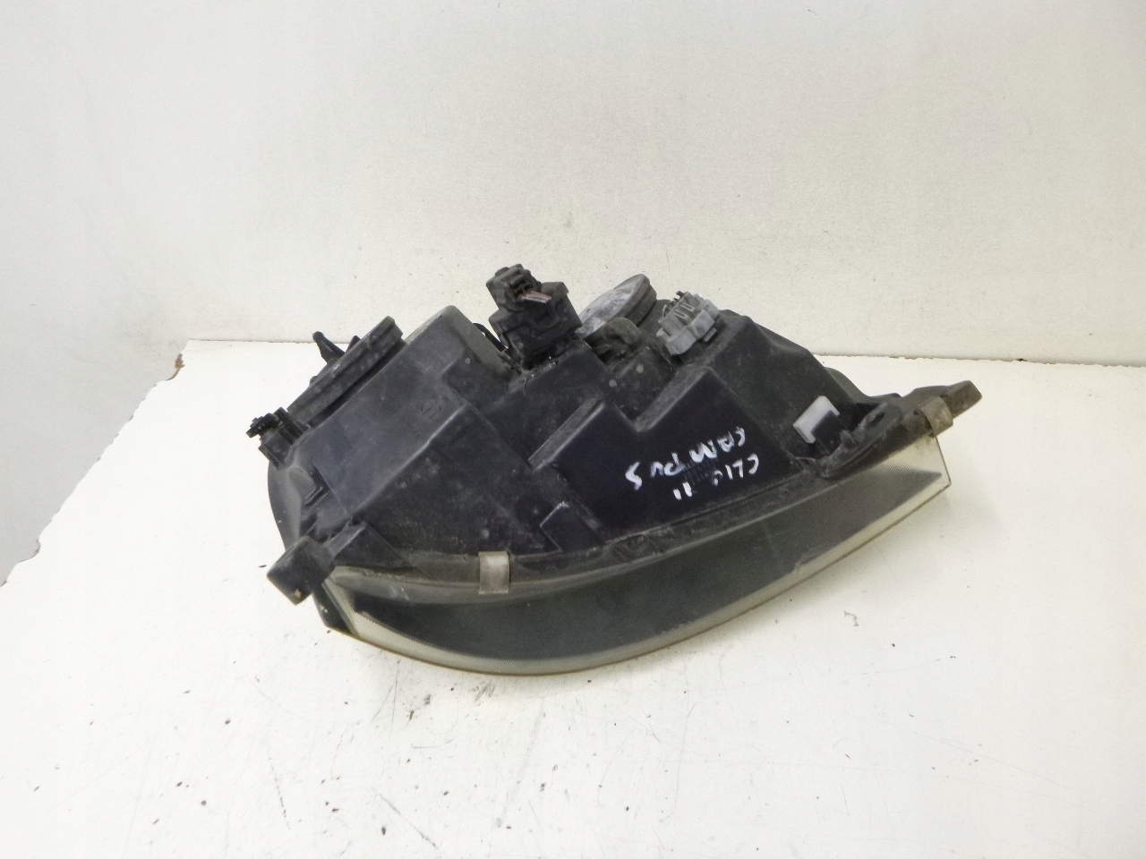 light front Renault Clio II Lift 09r. CAMPUS