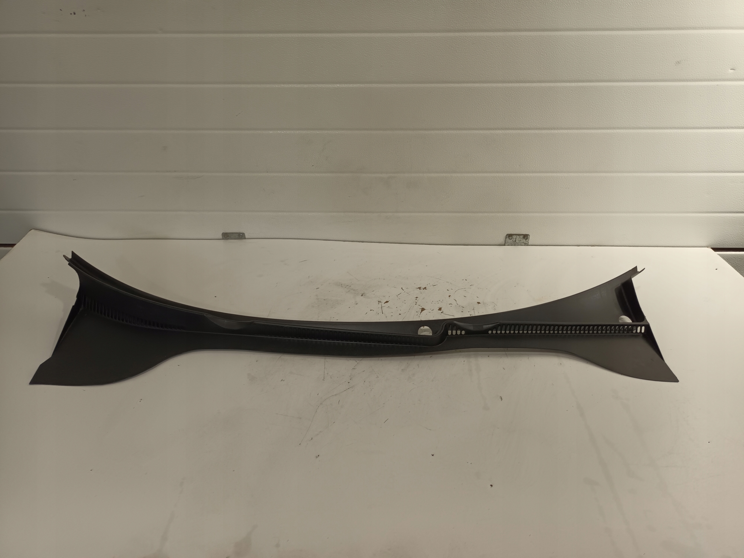 GOLF V VI HB torpedo plastic 1K1819415B
