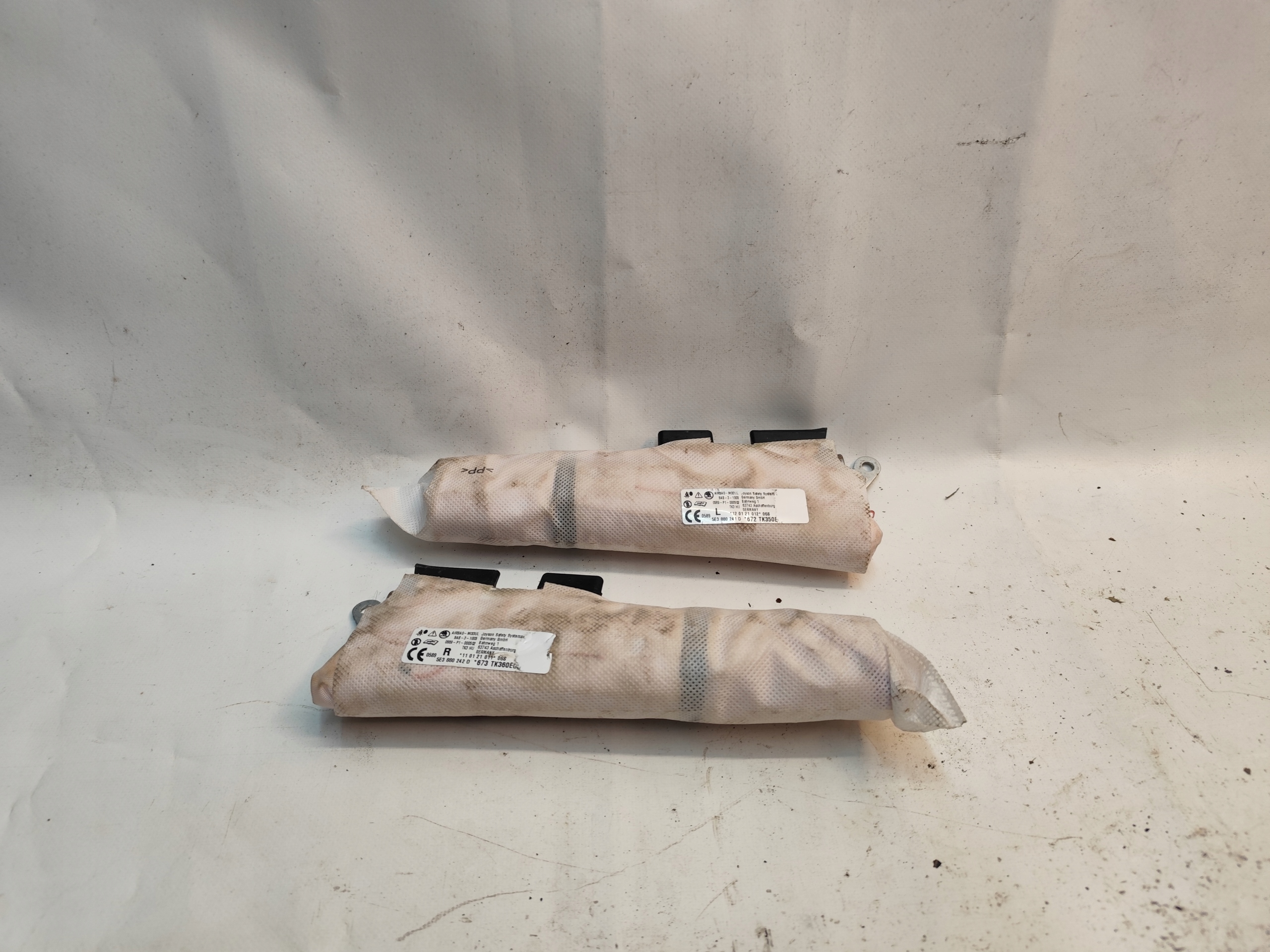 SKODA OCTAVIA IV 4 AIRBAG Sitz rechts links