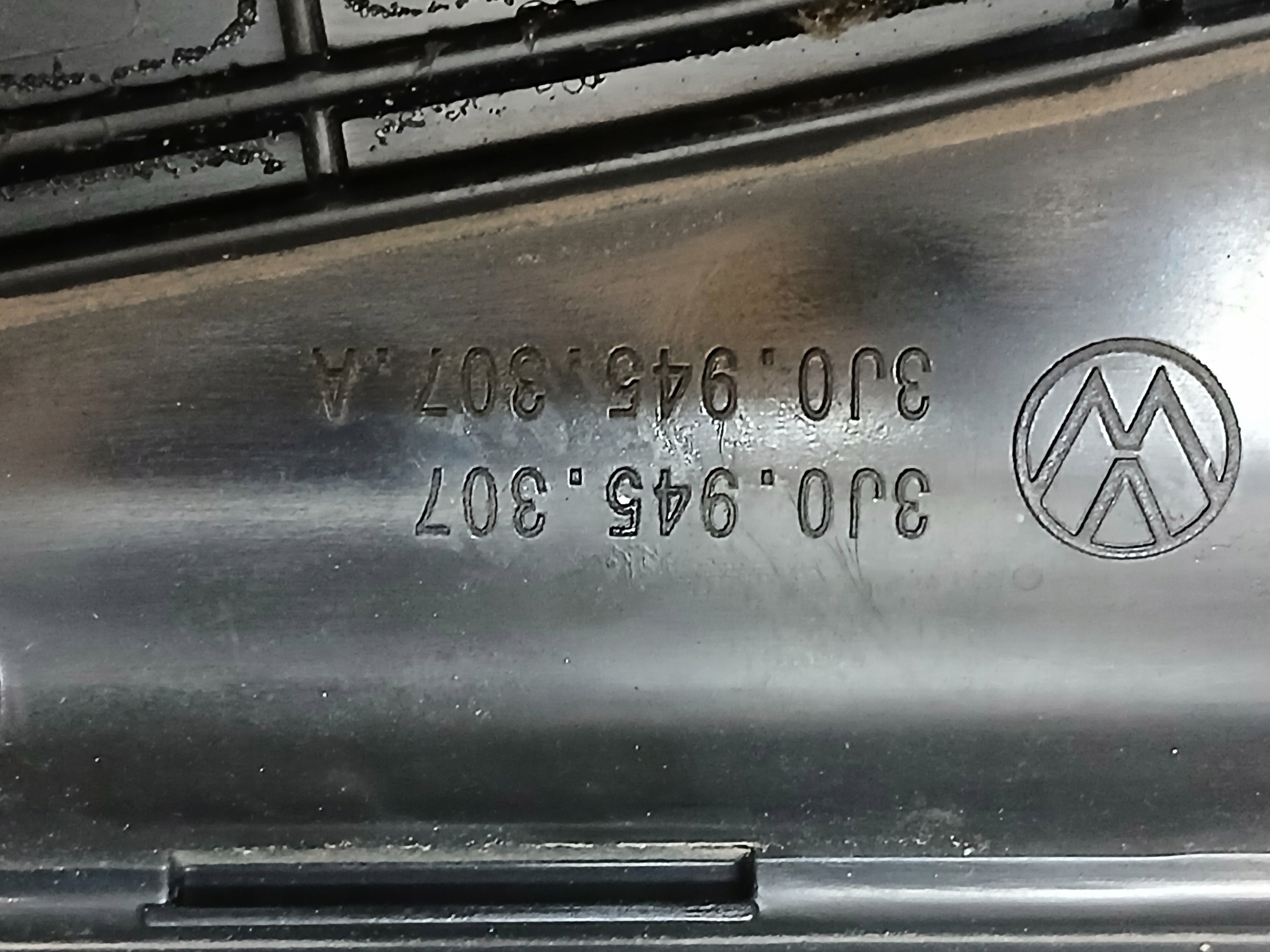 light rear part cap VW PASSAT B9 3J0 LED KOMBI 3J0945307