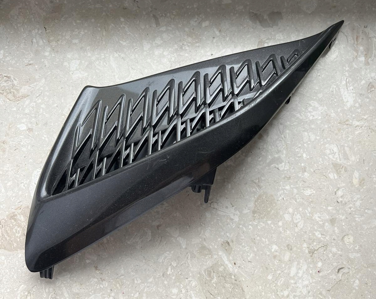Lexus ES 2021-2024 grid of a bumper left front front 53128-33120