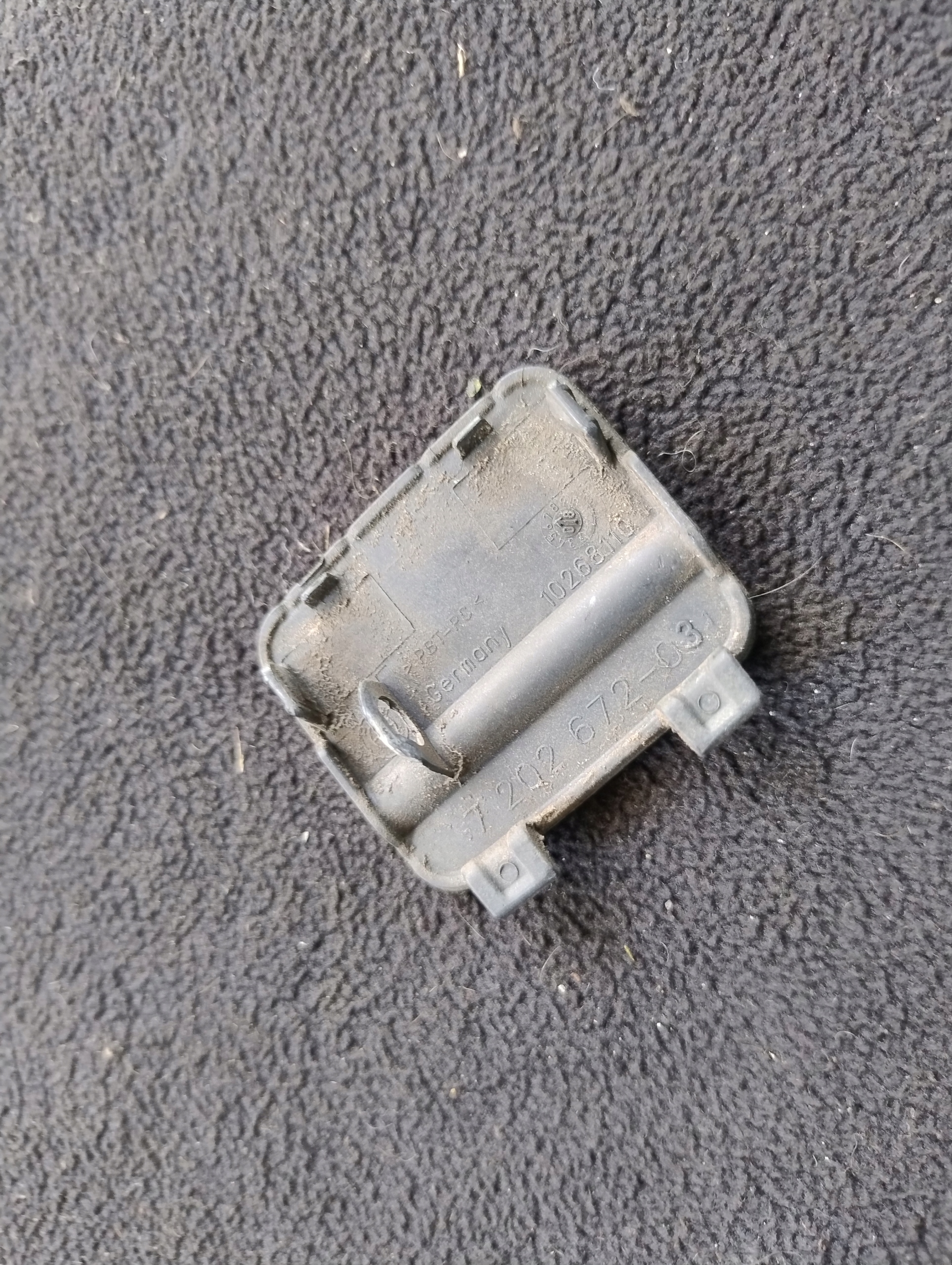 VERSCHLUSSSTOPFEN DER STOSSSTANGE HAKA HECK BMW E91 LCI 7202672