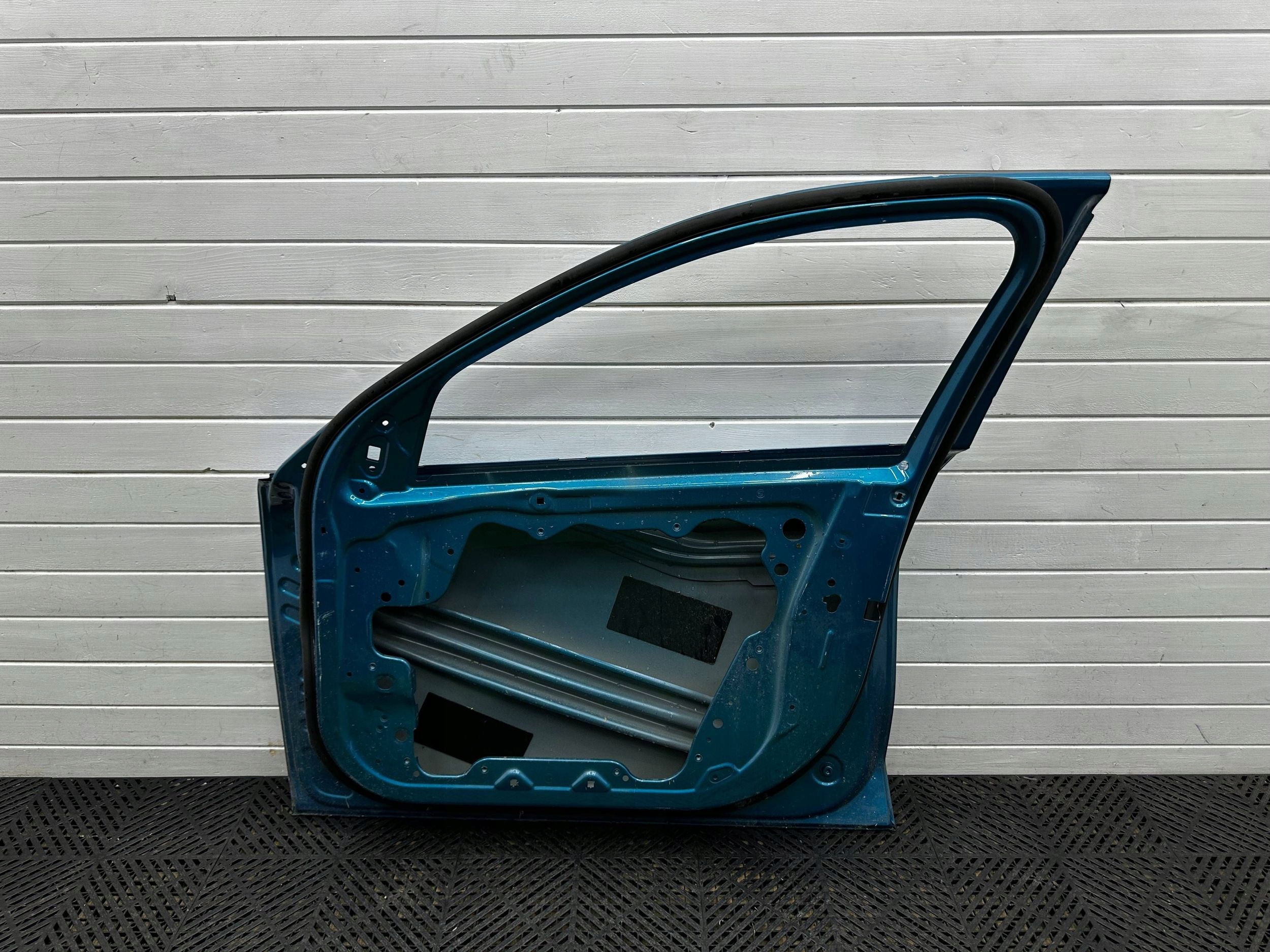 door front BMW 1 F40