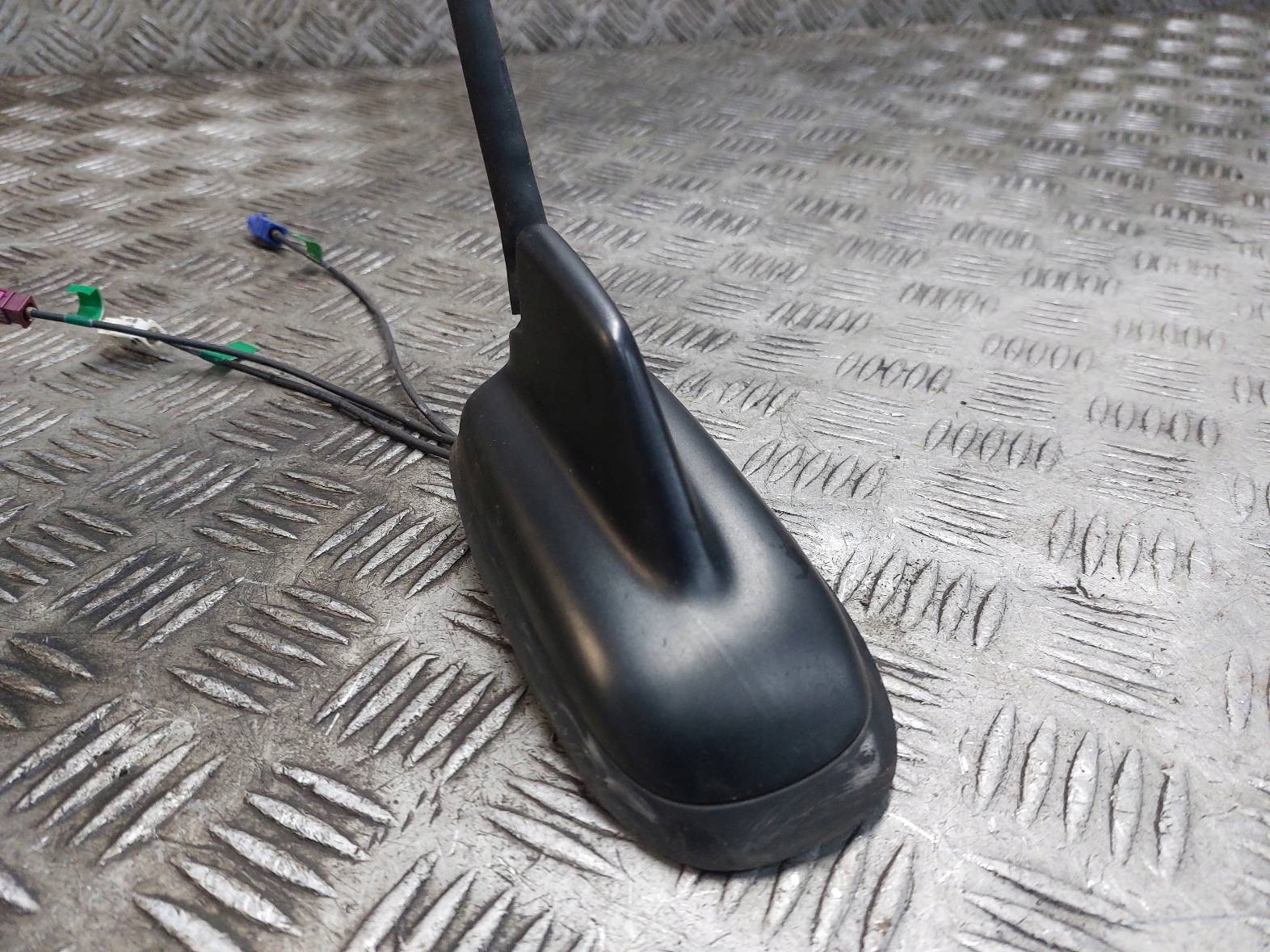 Antenne SKODA SUPERB II 6A0035575A 6A0035575B 6A0035575C