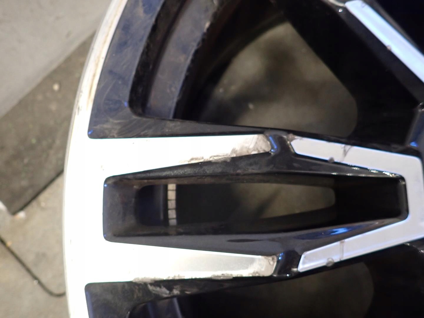 disk disk BMW 5x112 ET29 8,5J 19" 5A324E0