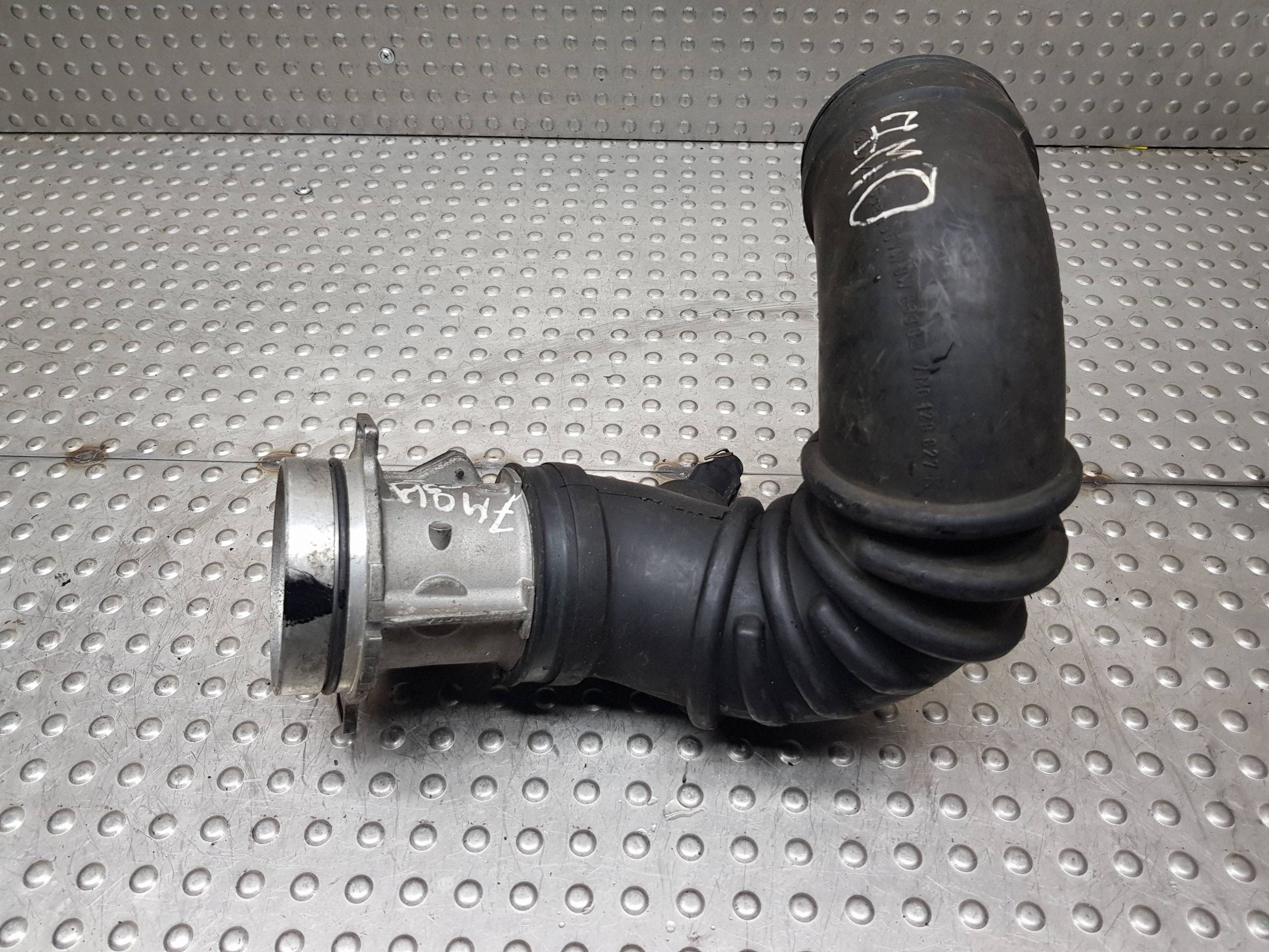 pipe flow meter 93BB-12B579-BA FORD MONDEO Mk2 PUMA MK1 GALAXY MK1