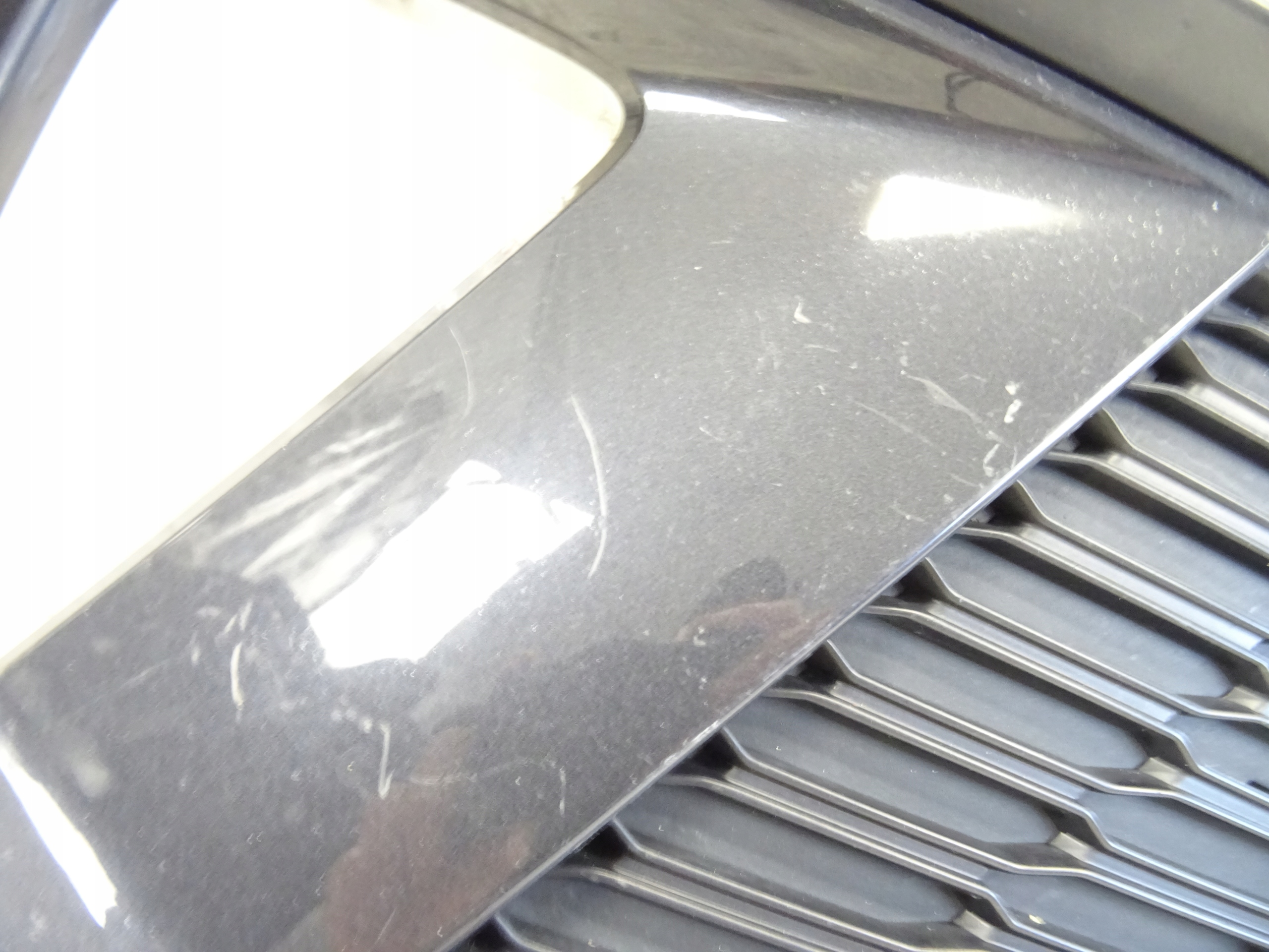 grid of a bumper front front left AUDI A7 4K C8 S-LINE 4K8807151A