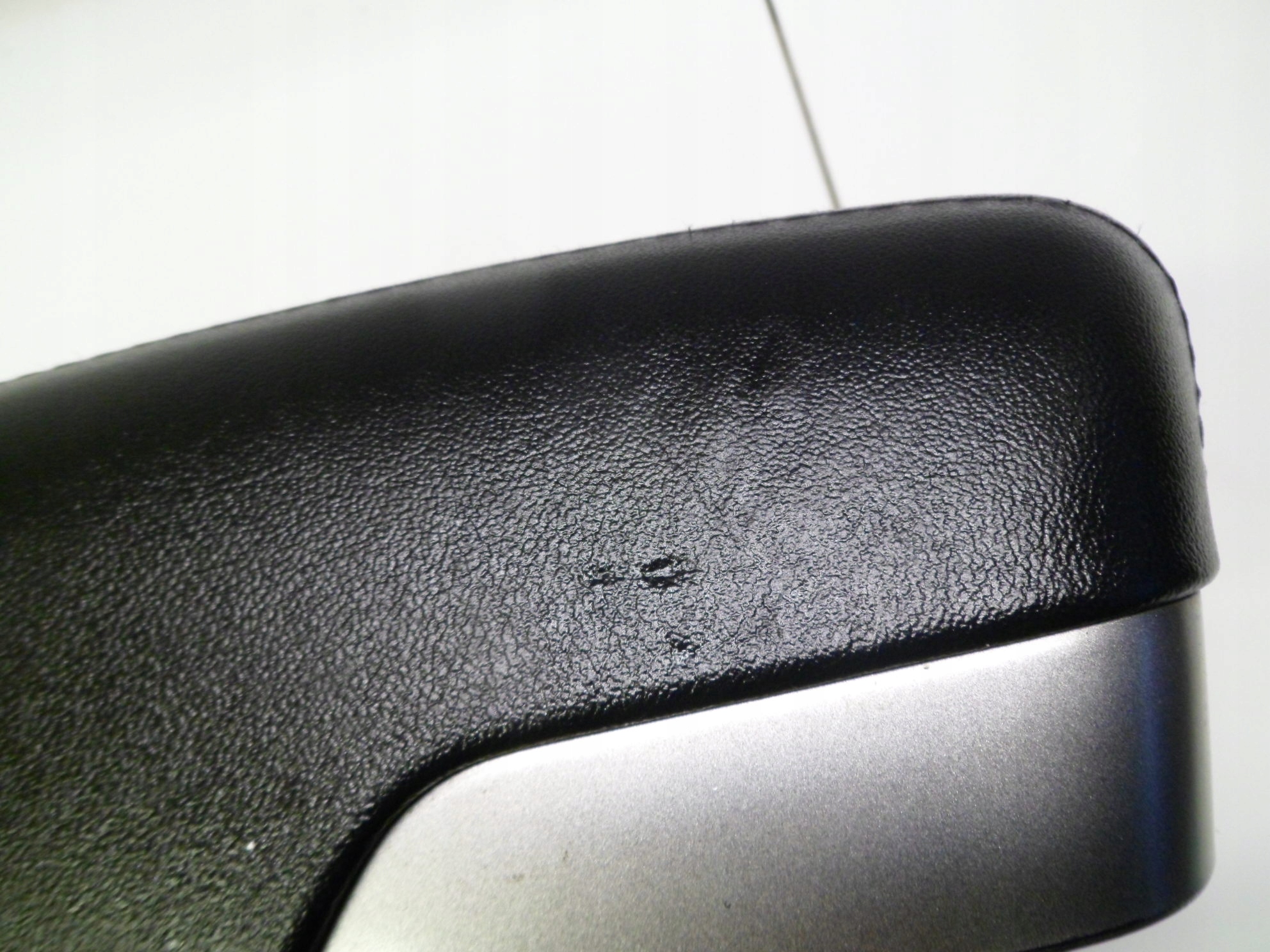 HYUNDAI IX35 armrest ignition key 95490-2S200