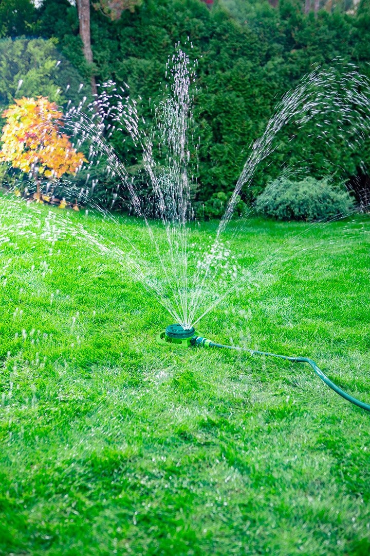 ZRASZACZ OGRODOWY SEKTOROWY DO WĘŻA PLASTIKOWY Z REGULACJĄ PODLEWACZ TRAWY EAN (GTIN) 5902062054364