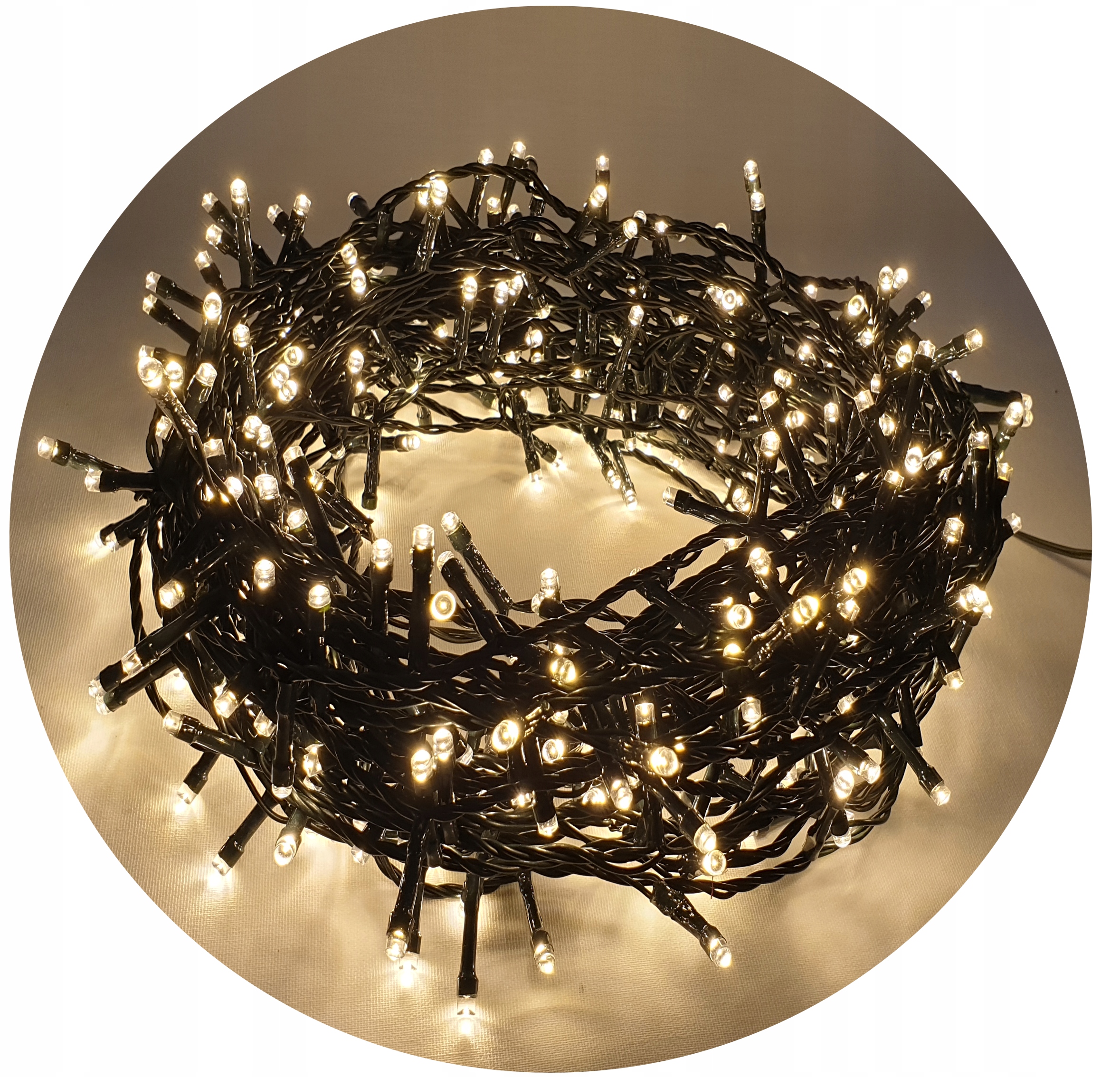 LAMPKI ŚWIĄTECZNE FUNKCJE PILOT WŁĄCZNIK CZASOWY Zasilanie sieciowe