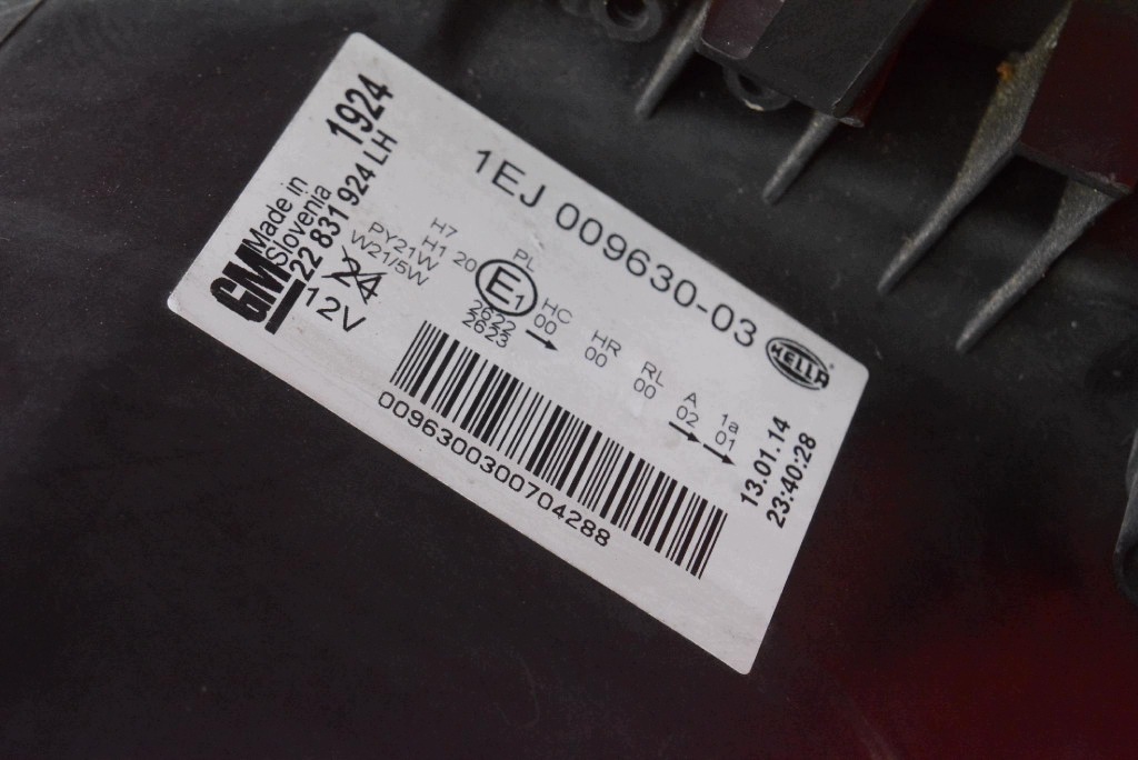 REFLEKTOR left light front EU 22831924 OPEL INSIGNIA A 08-14