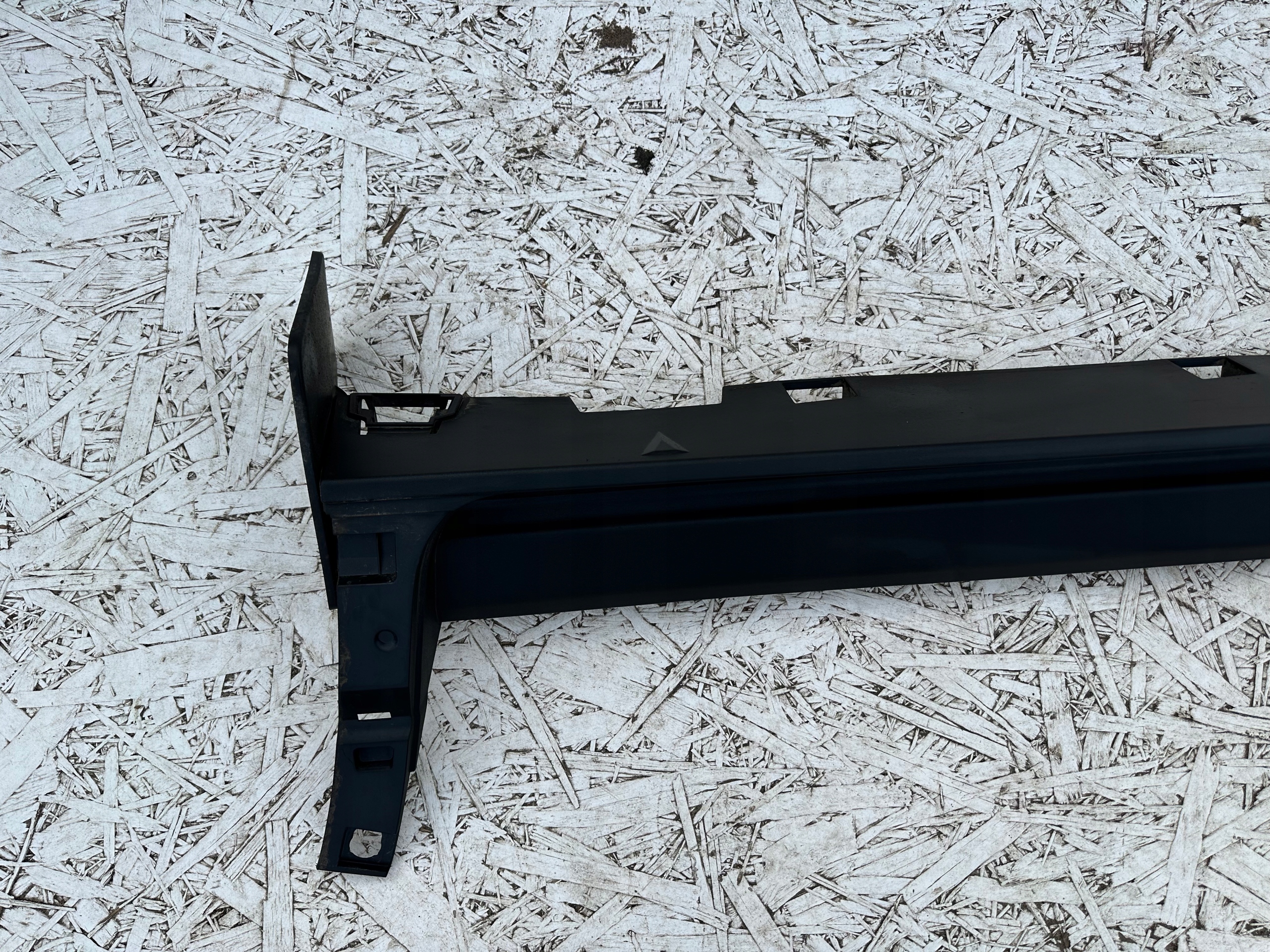 KUGA MK3 ST LISTWA PROGOWA LEWA STRUKTURA NV4B-S10155-A Typ samochodu Samochody osobowe