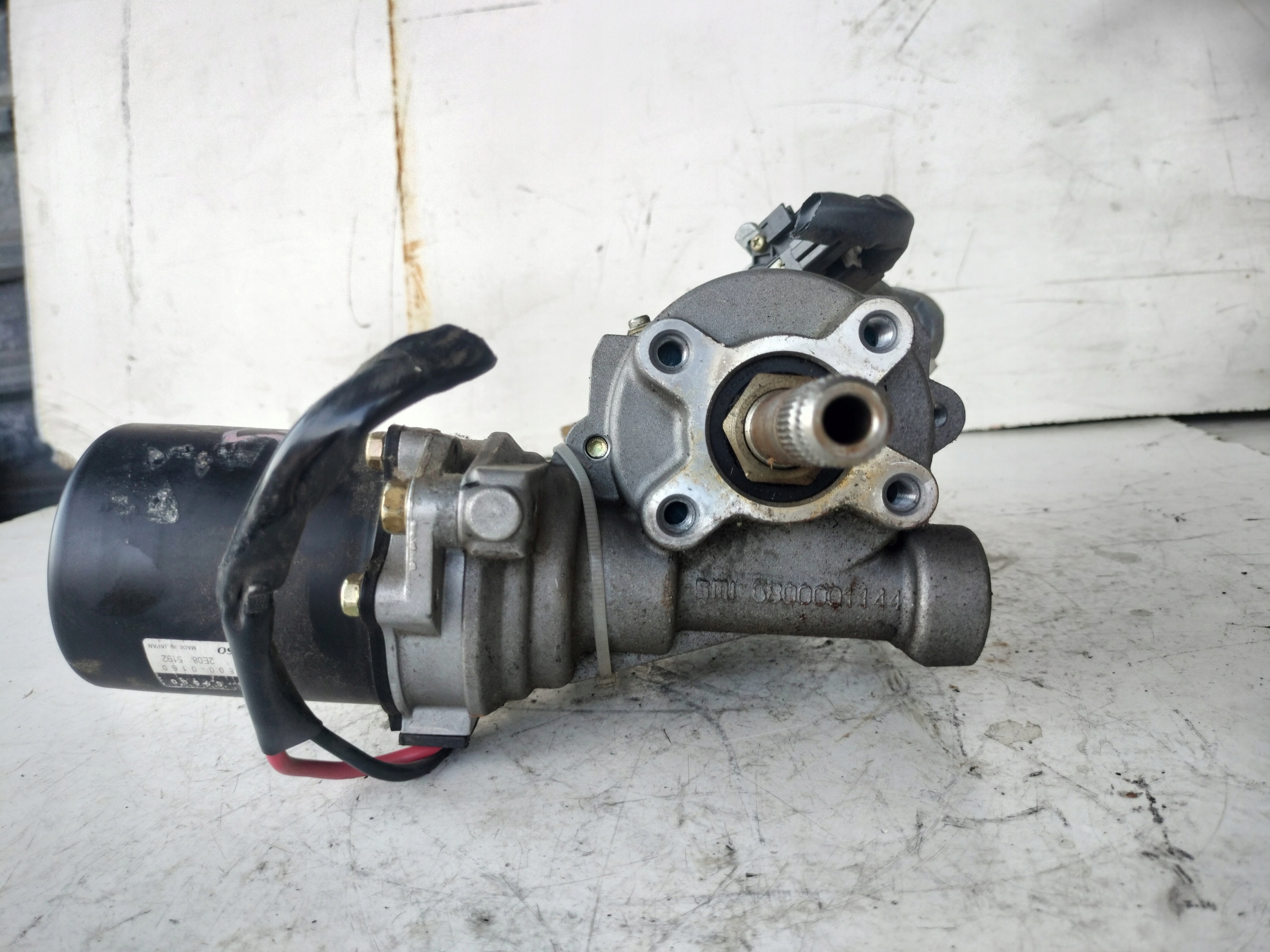 TOYOTA YARIS e Pompa servosterzo 6900000472